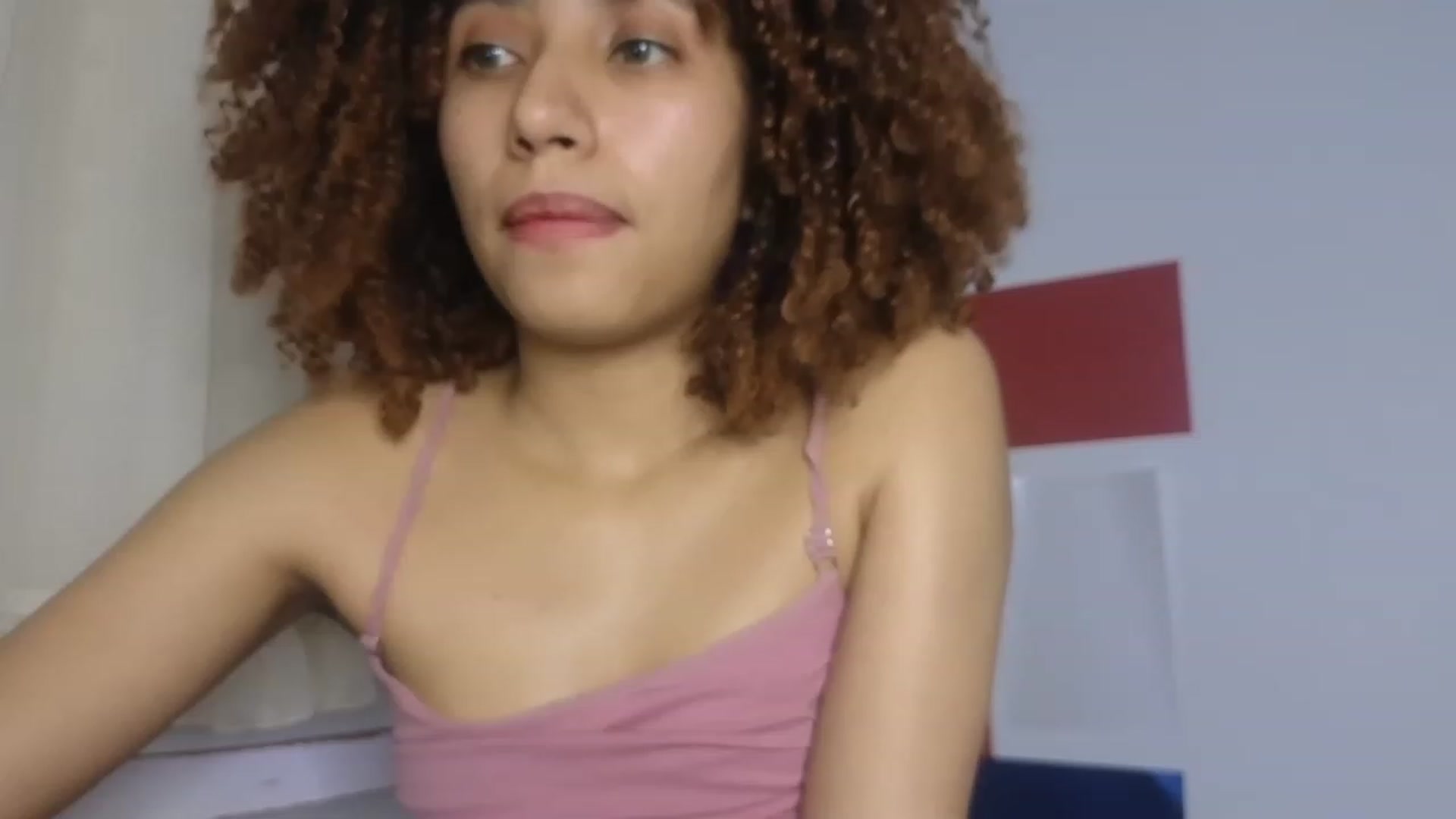 Gallery image thumbnail from Cofewithmilk's myfreecams stream on, 07/22/2023, 10:13 image 19 of 20
