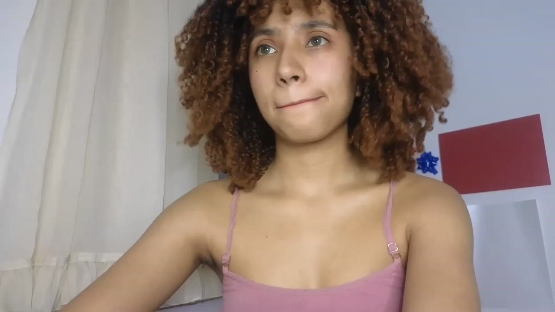 Gallery image thumbnail from Cofewithmilk's myfreecams stream on, 07/22/2023, 10:13 image 7 of 20
