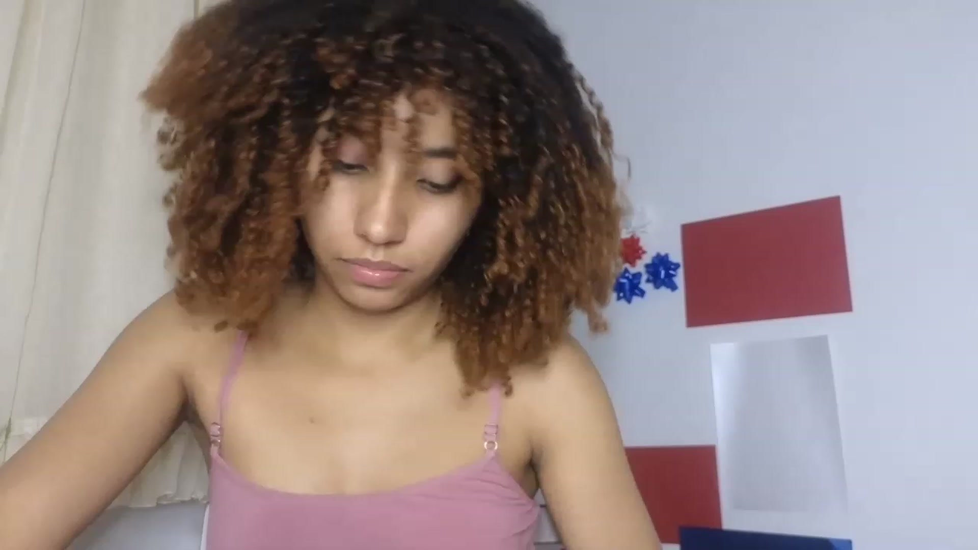 Gallery image thumbnail from Cofewithmilk's myfreecams stream on, 07/31/2023, 03:00 image 20 of 20