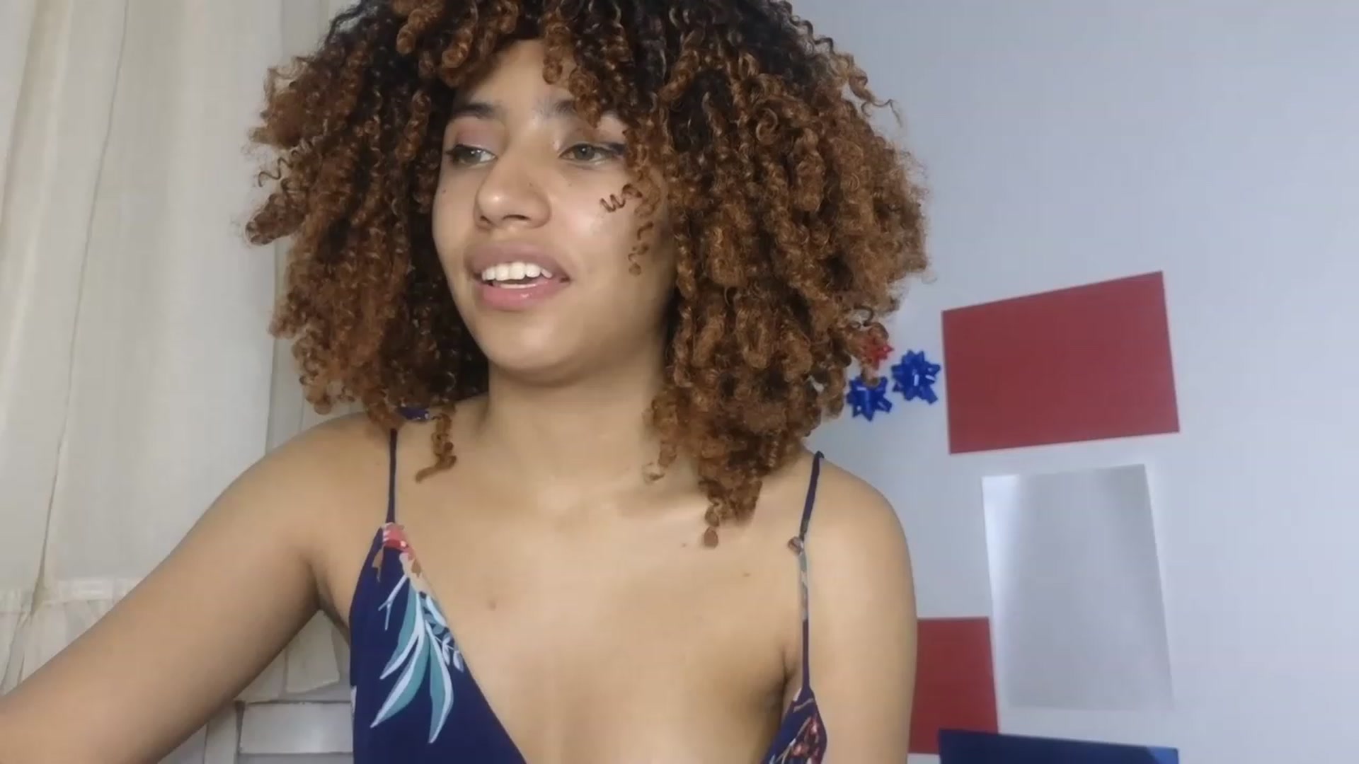 Gallery image thumbnail from Cofewithmilk's myfreecams stream on, 07/31/2023, 03:00 image 4 of 20