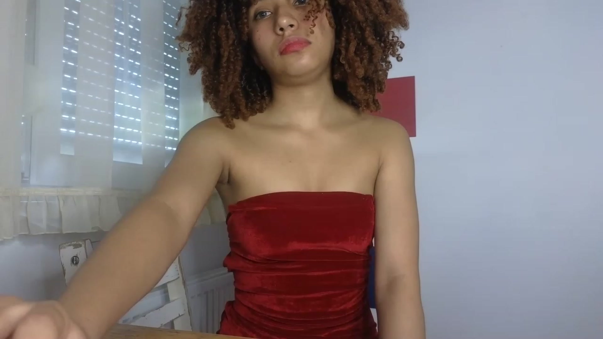 Gallery image thumbnail from Cofewithmilk's myfreecams stream on, 08/03/2023, 16:57 image 8 of 20