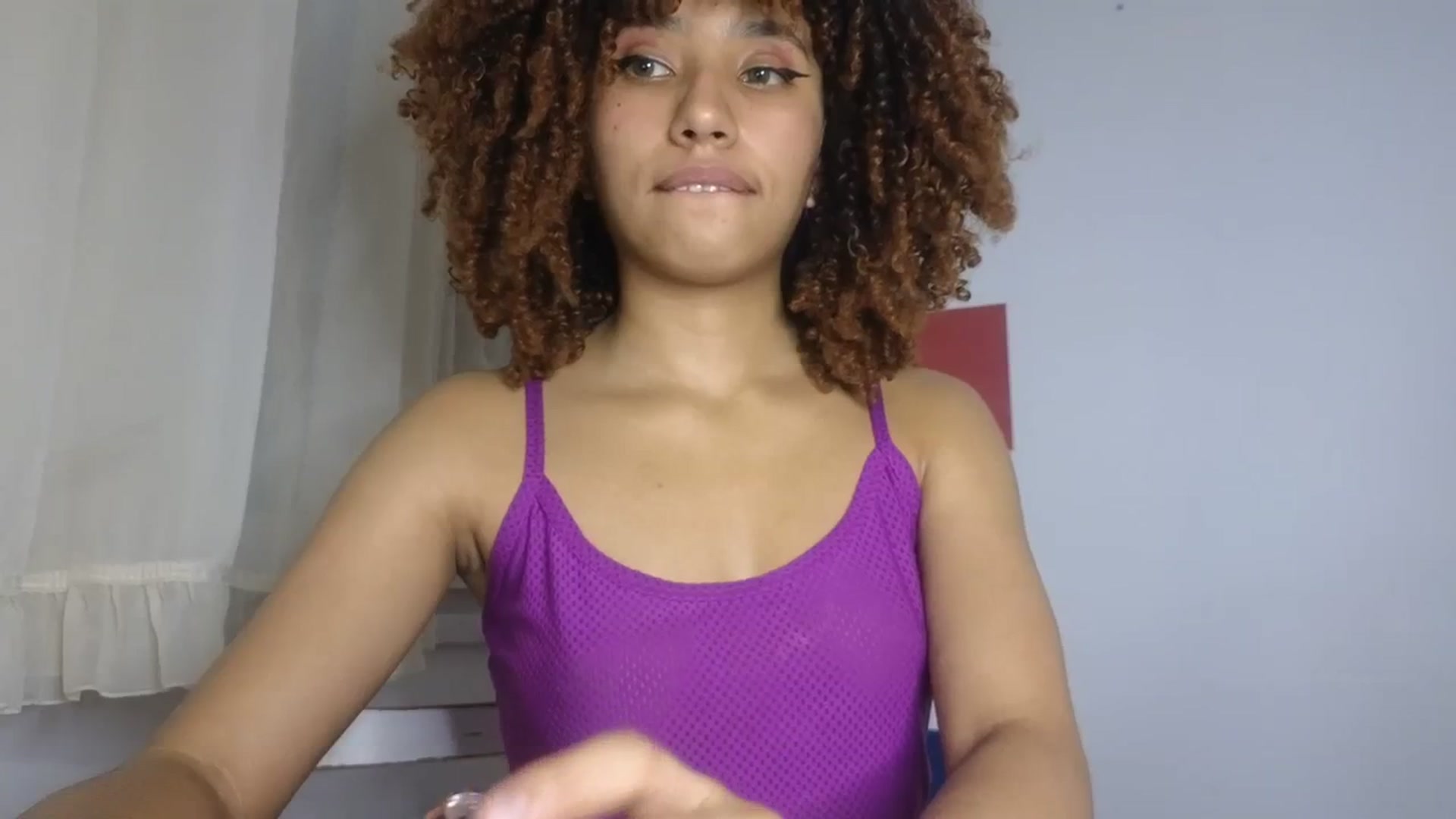 Gallery image thumbnail from Cofewithmilk's myfreecams stream on, 08/03/2023, 19:02 image 20 of 20