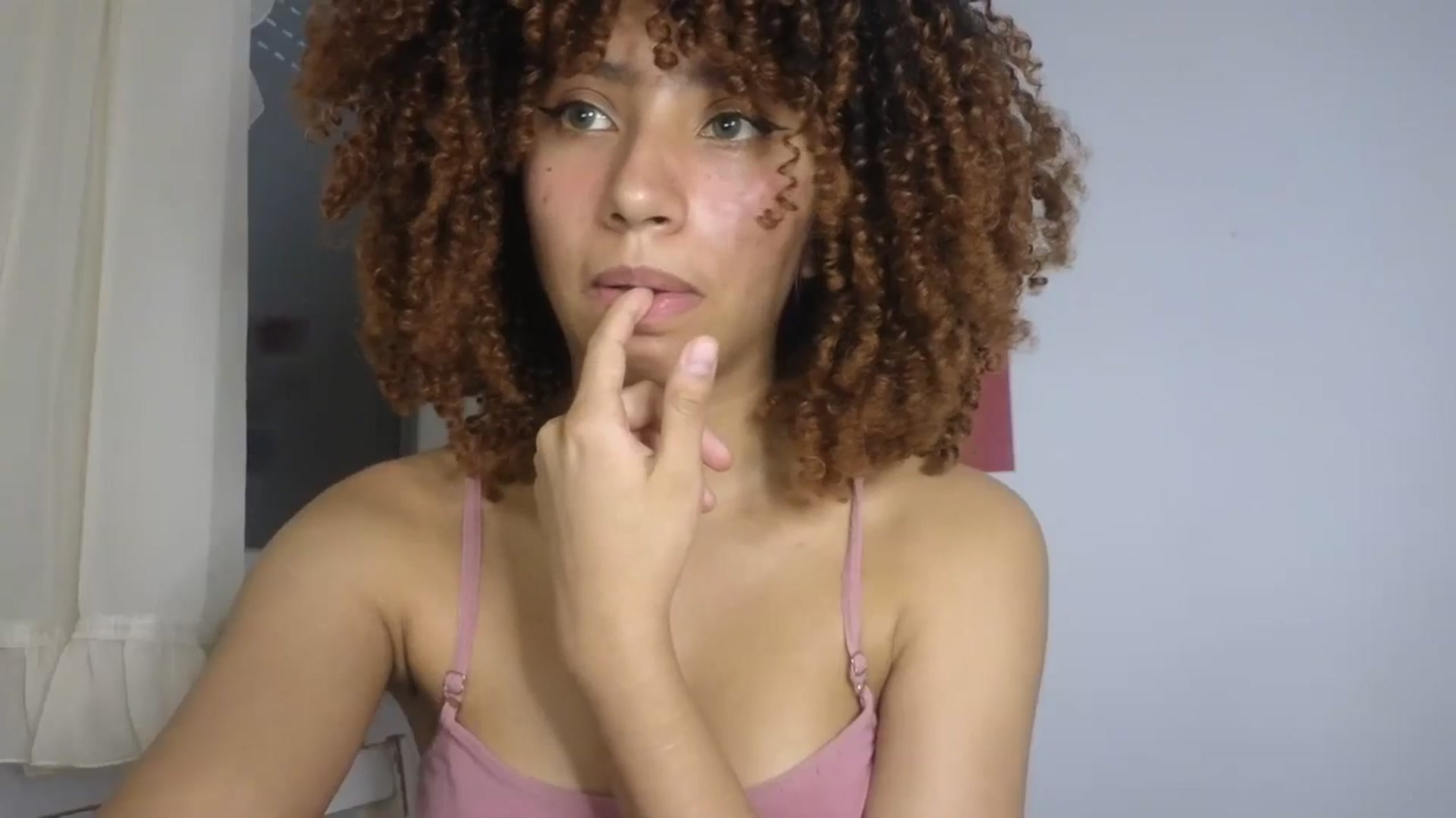 Gallery image thumbnail from Cofewithmilk's myfreecams stream on, 08/04/2023, 06:27 image 3 of 20