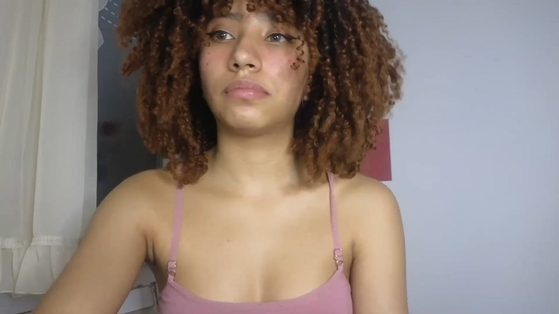 Gallery image thumbnail from Cofewithmilk's myfreecams stream on, 08/04/2023, 06:27 image 10 of 20
