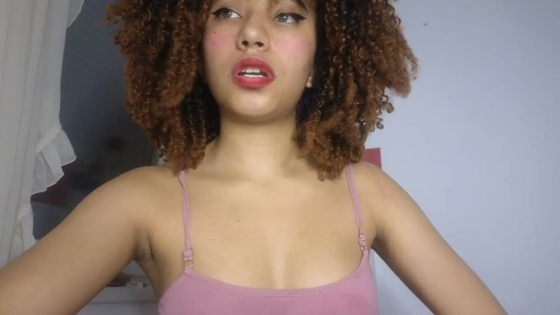 Gallery image thumbnail from Cofewithmilk's myfreecams stream on, 08/06/2023, 08:31 image 13 of 20