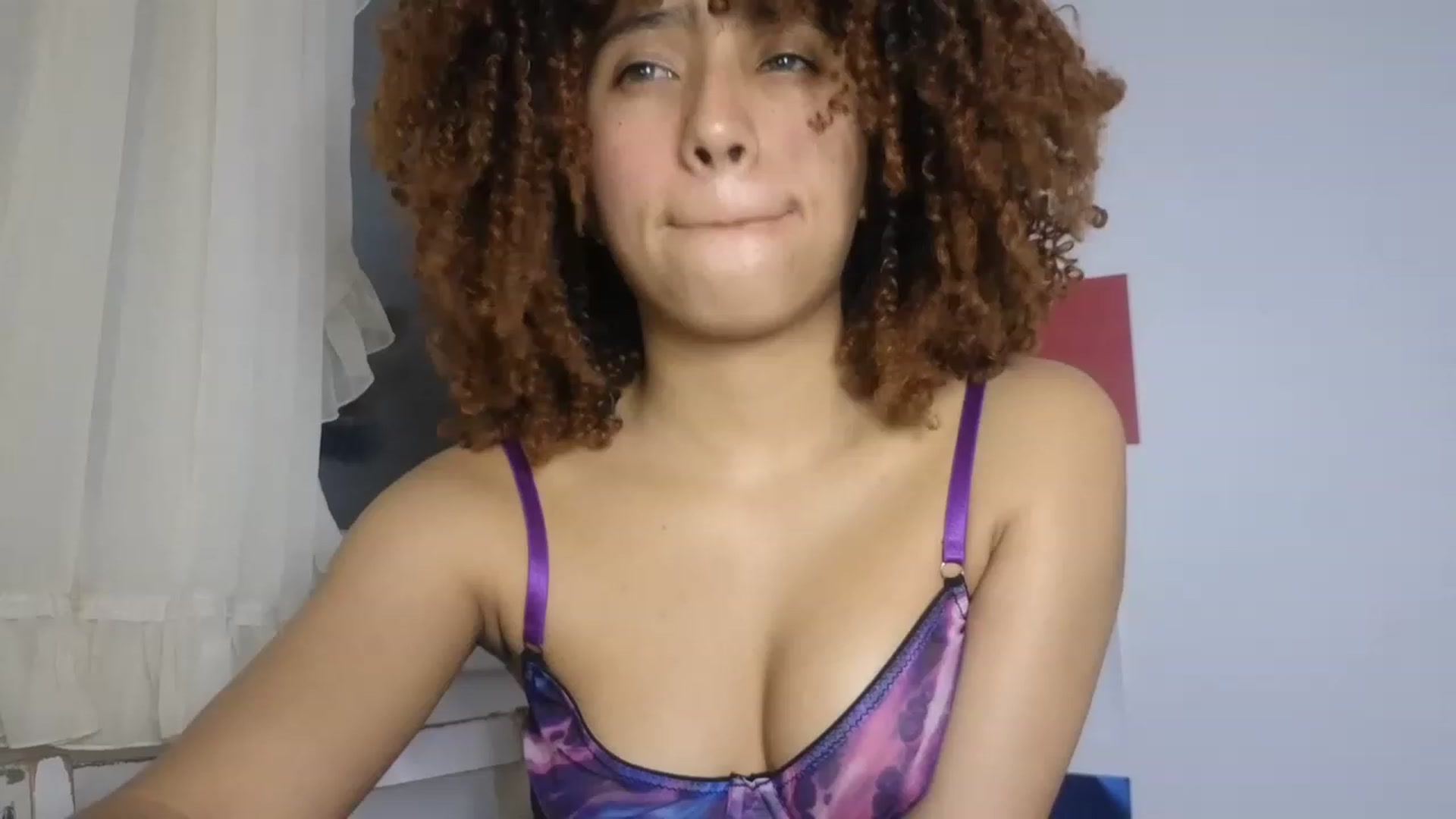 Gallery image thumbnail from Cofewithmilk's myfreecams stream on, 08/09/2023, 02:45 image 16 of 20