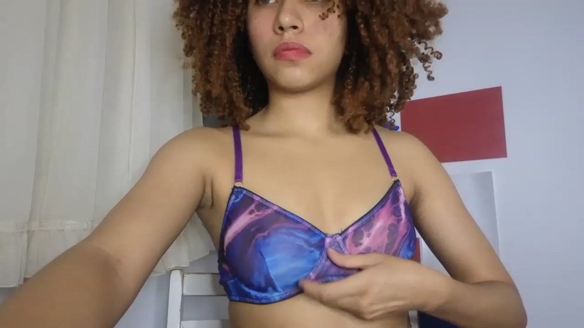 Gallery image thumbnail from Cofewithmilk's myfreecams stream on, 08/09/2023, 02:45 image 10 of 20