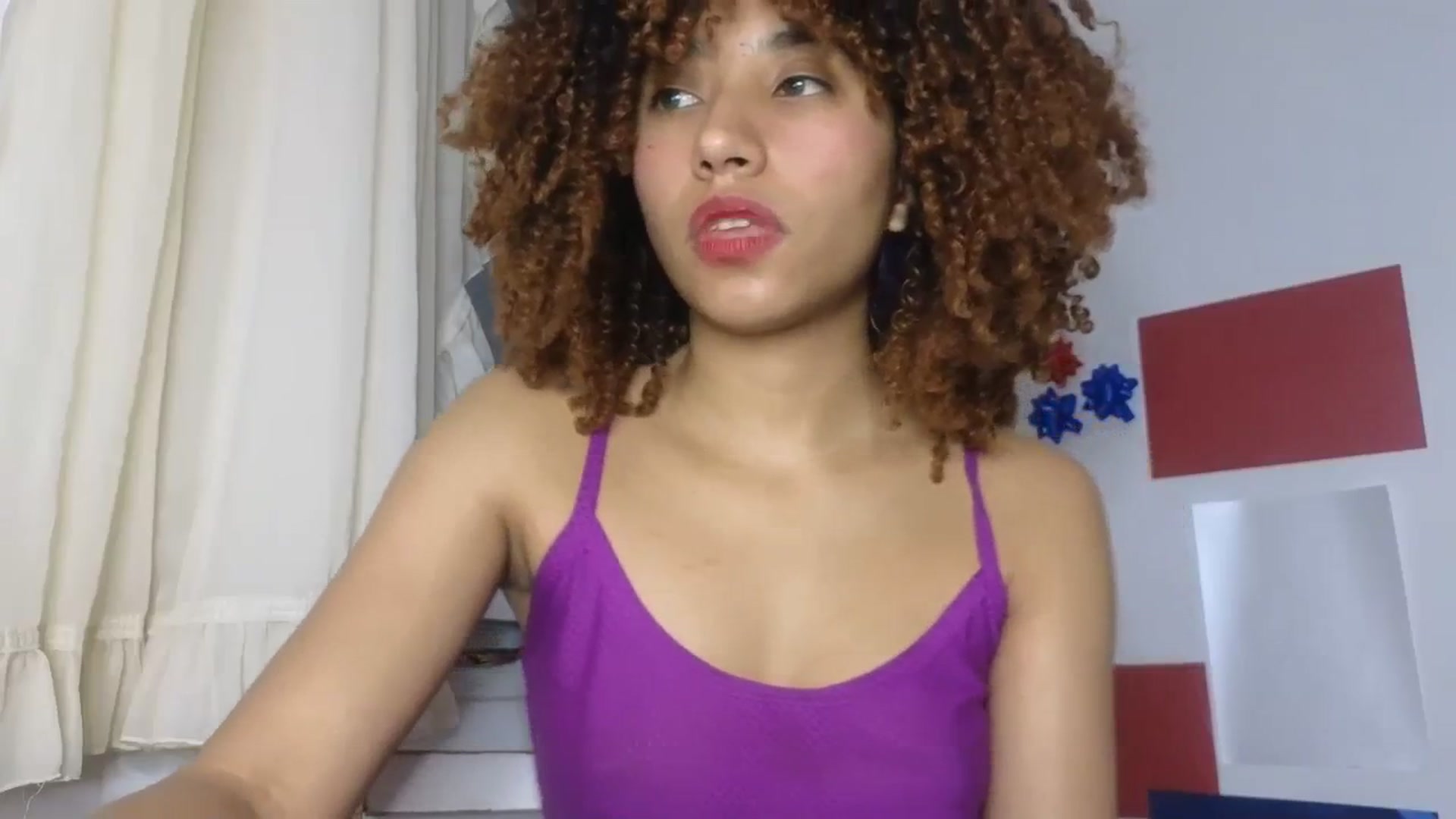 Gallery image thumbnail from Cofewithmilk's myfreecams stream on, 08/11/2023, 01:13 image 14 of 20