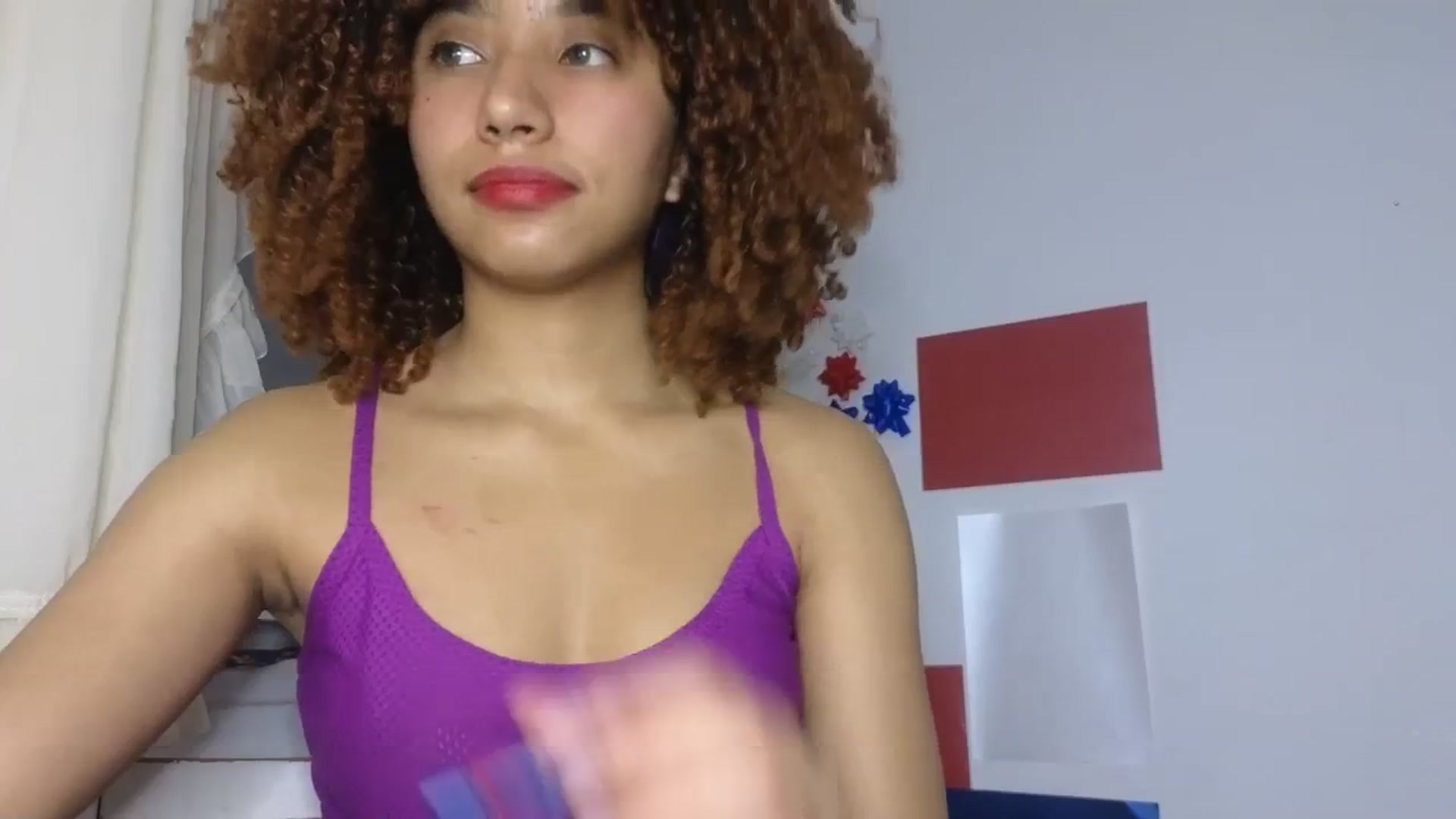 Gallery image thumbnail from Cofewithmilk's myfreecams stream on, 08/11/2023, 01:13 image 17 of 20