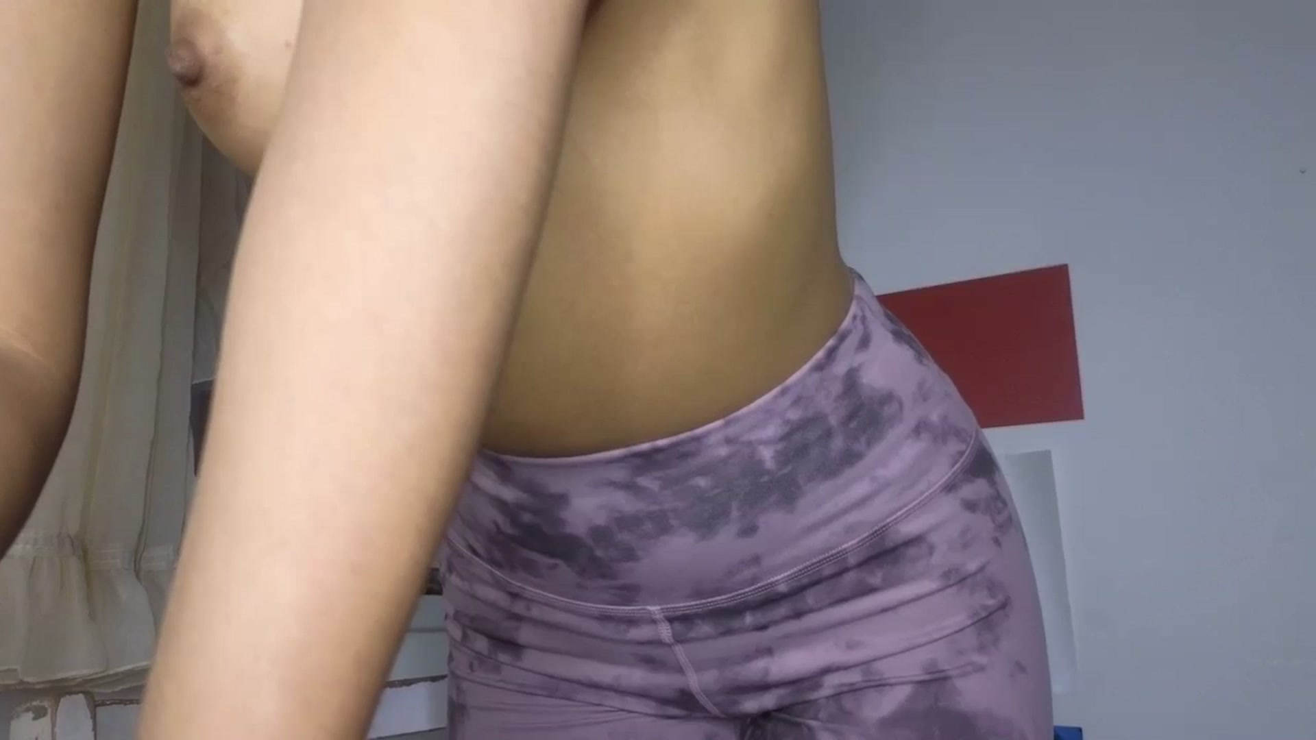Gallery image thumbnail from Cofewithmilk's myfreecams stream on, 08/11/2023, 02:07 image 5 of 20