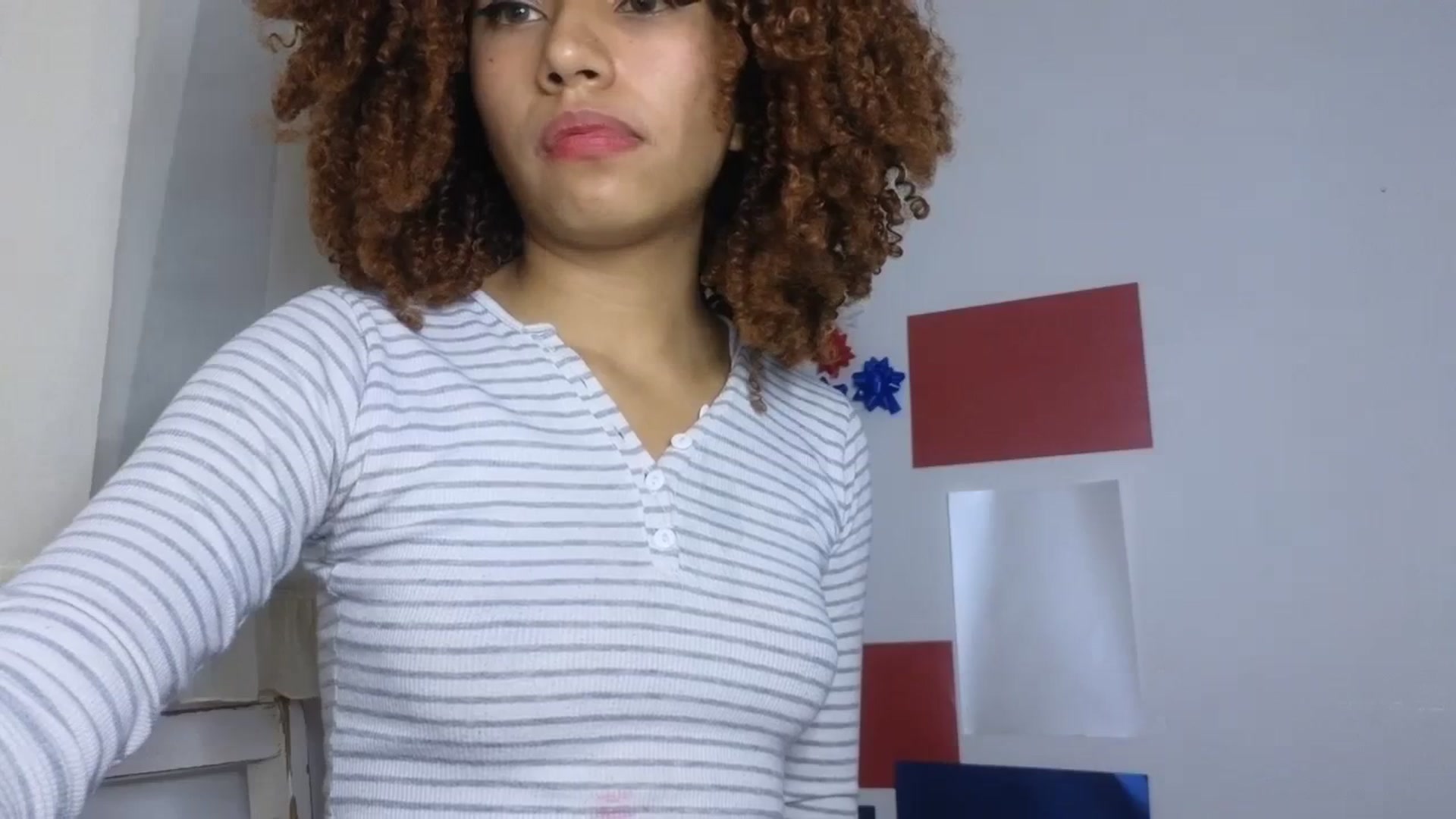Gallery image thumbnail from Cofewithmilk's myfreecams stream on, 08/14/2023, 04:15 image 12 of 20