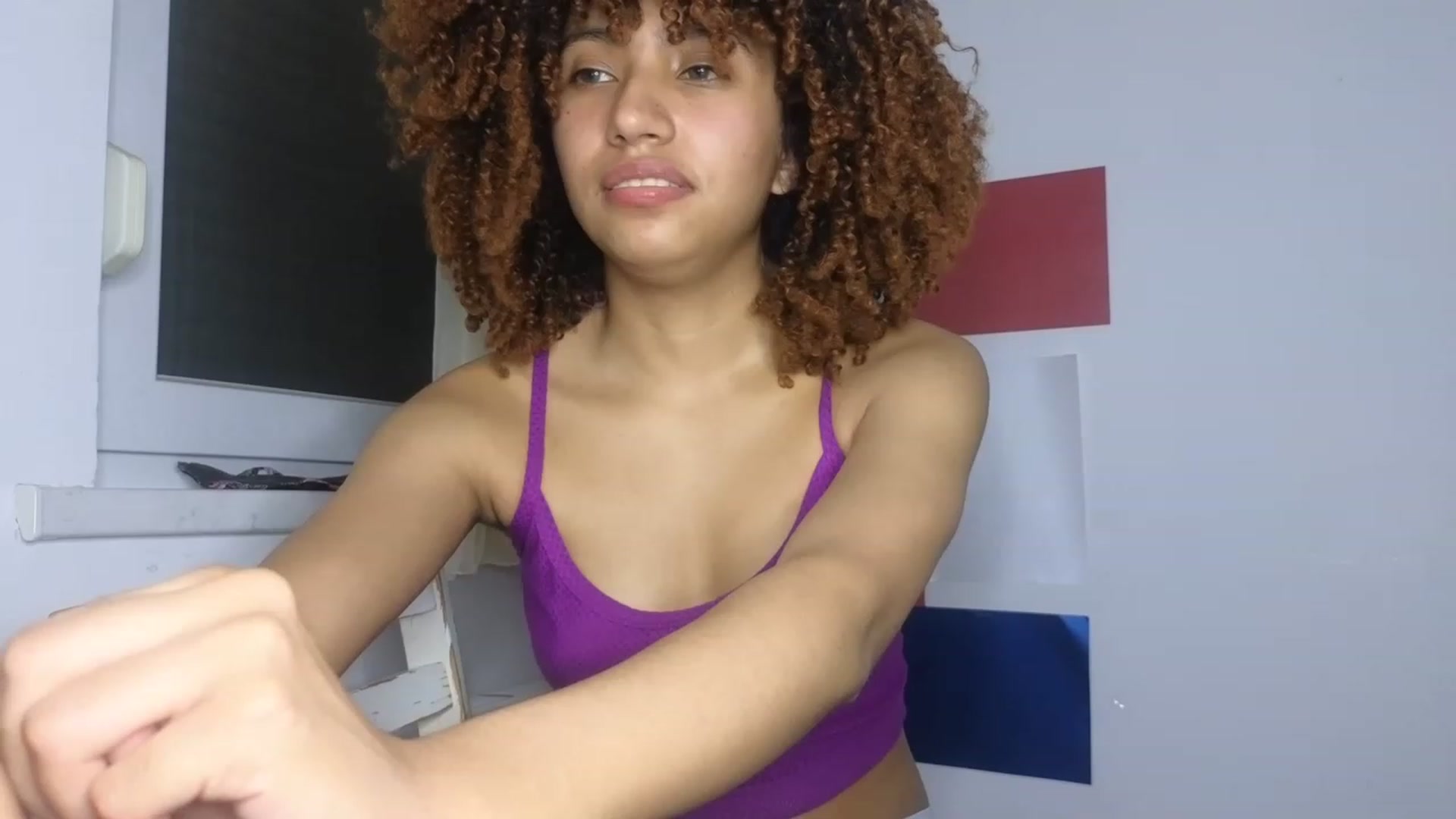 Gallery image thumbnail from Cofewithmilk's myfreecams stream on, 08/15/2023, 05:21 image 5 of 20