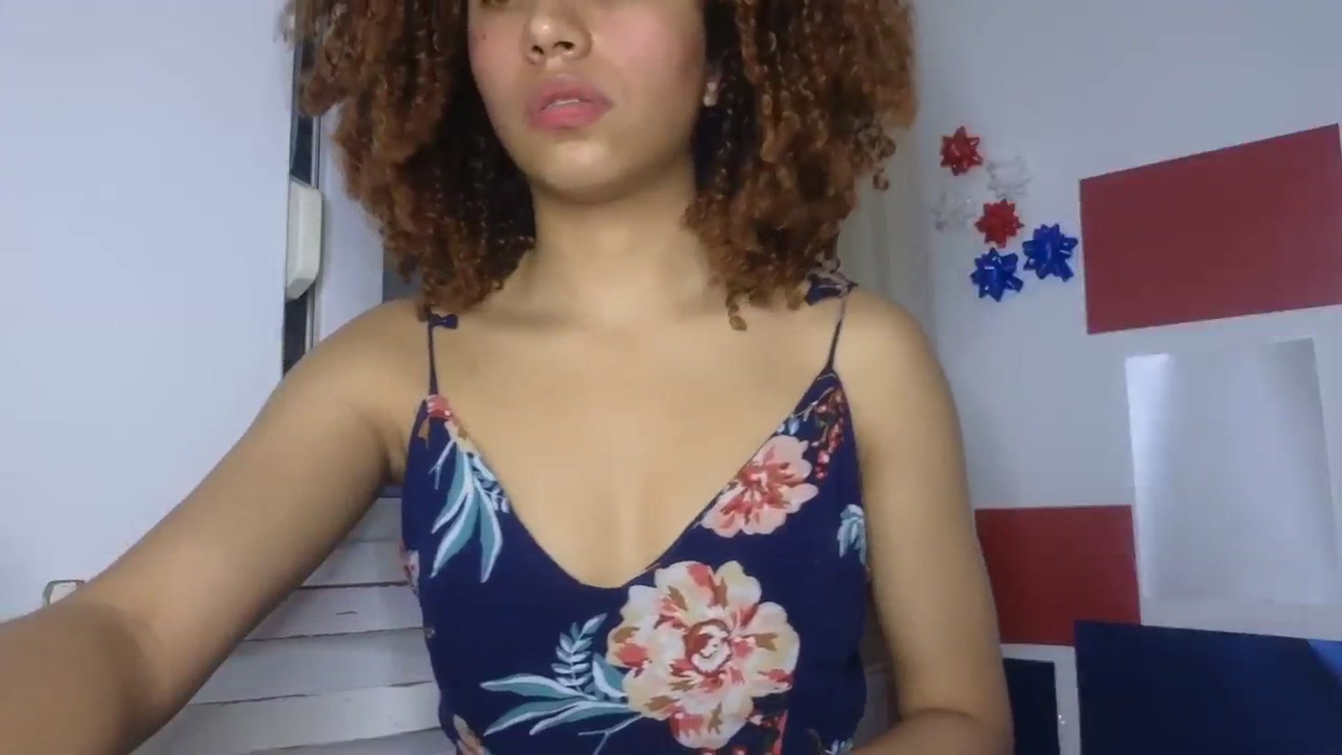 Gallery image thumbnail from Cofewithmilk's myfreecams stream on, 08/15/2023, 21:27 image 16 of 20