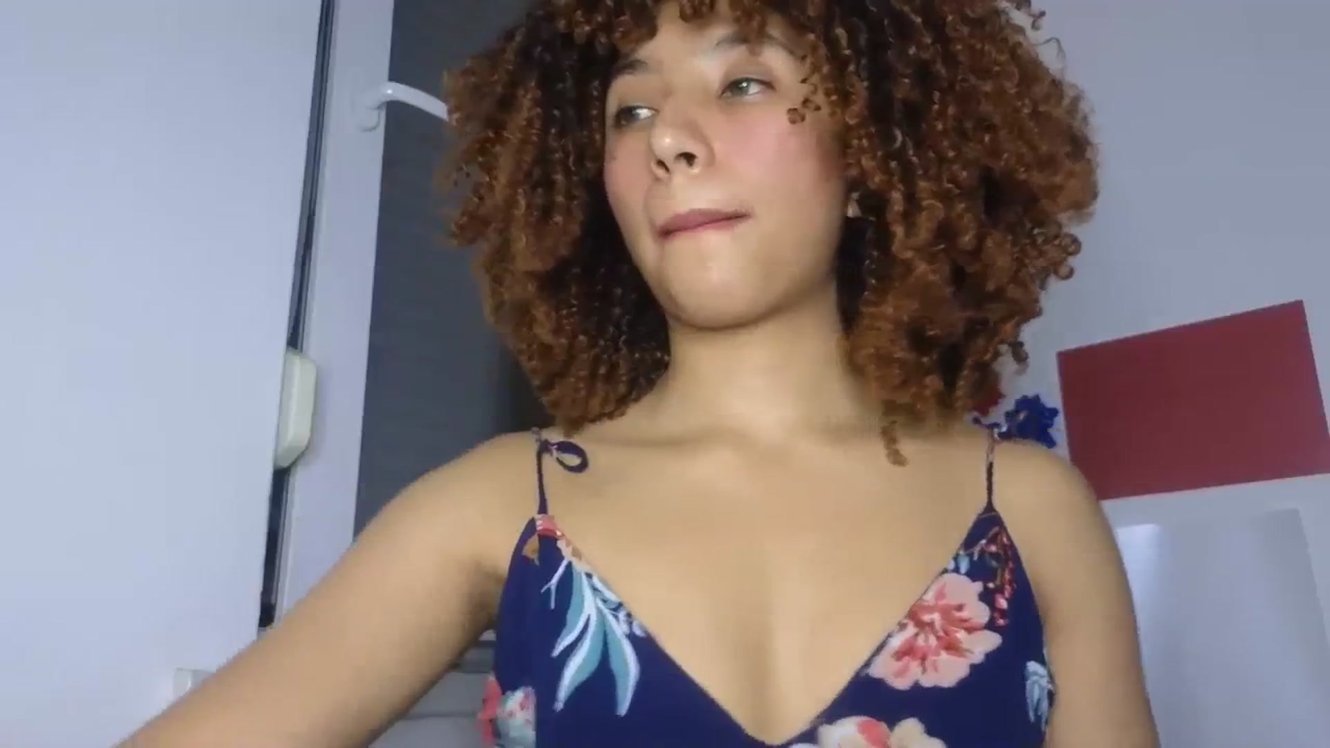 Gallery image thumbnail from Cofewithmilk's myfreecams stream on, 08/15/2023, 21:27 image 5 of 20