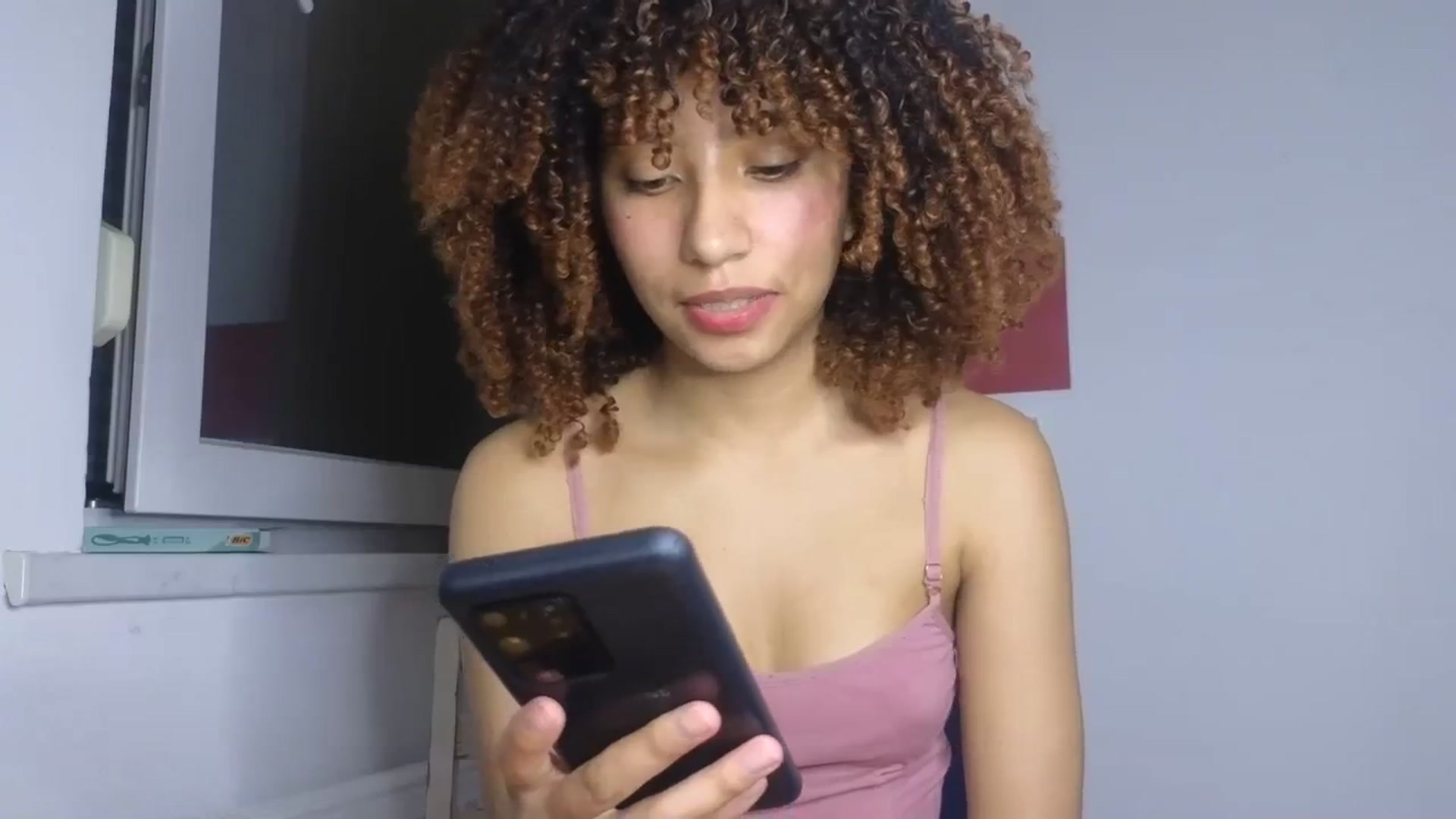 Gallery image thumbnail from Cofewithmilk's myfreecams stream on, 08/20/2023, 03:08 image 13 of 20