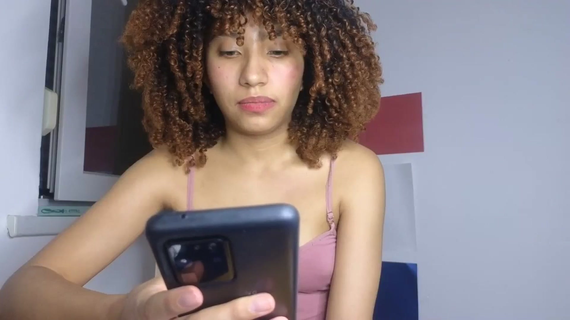 Gallery image thumbnail from Cofewithmilk's myfreecams stream on, 08/20/2023, 03:08 image 16 of 20