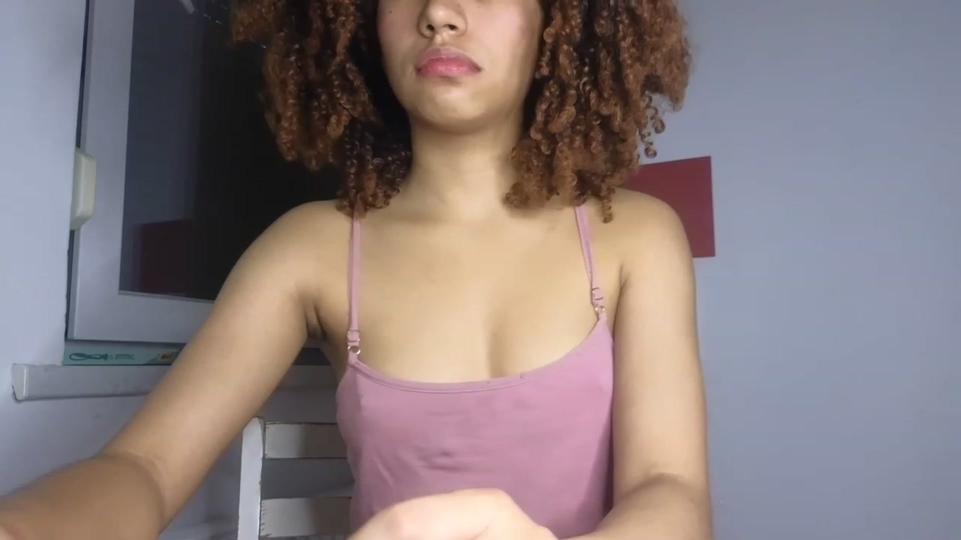 Gallery image thumbnail from Cofewithmilk's myfreecams stream on, 08/20/2023, 04:33 image 4 of 20