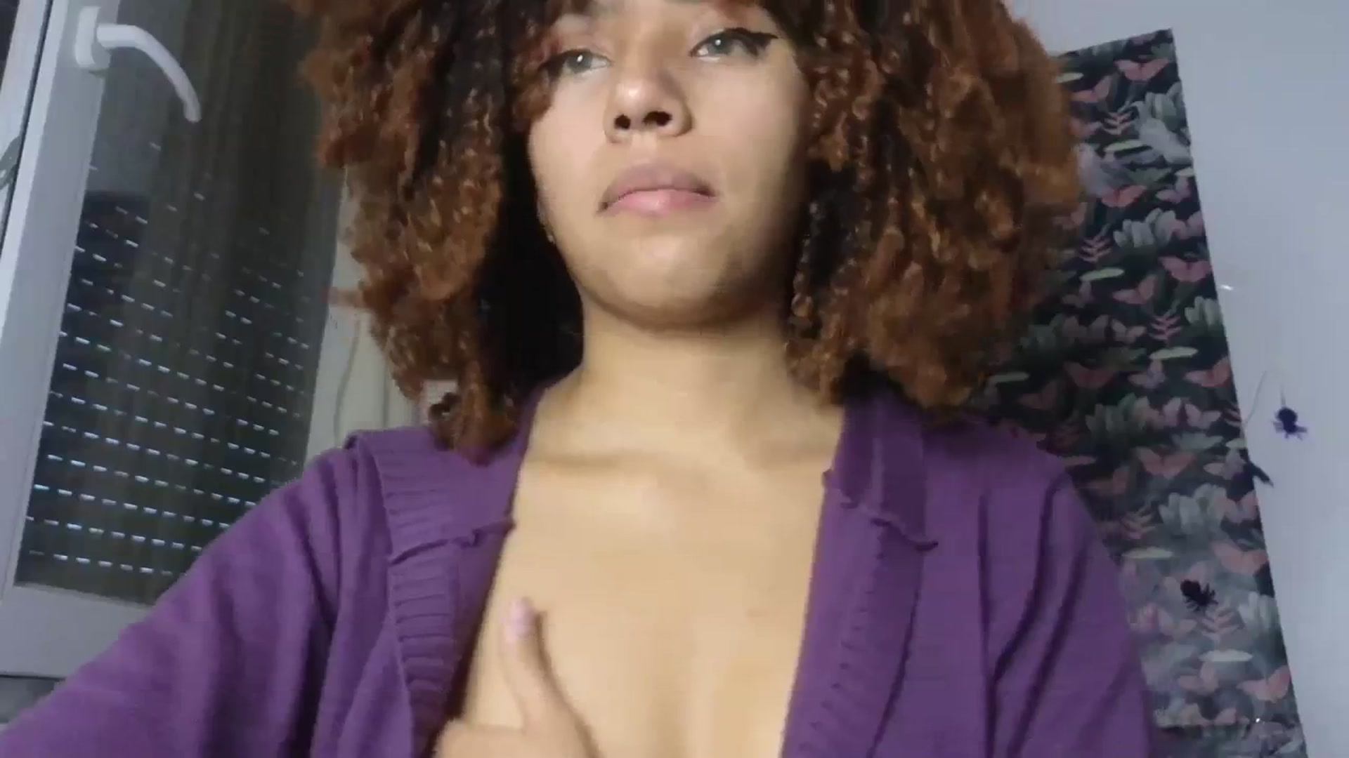 Gallery image thumbnail from Cofewithmilk's myfreecams stream on, 08/31/2023, 17:41 image 12 of 20