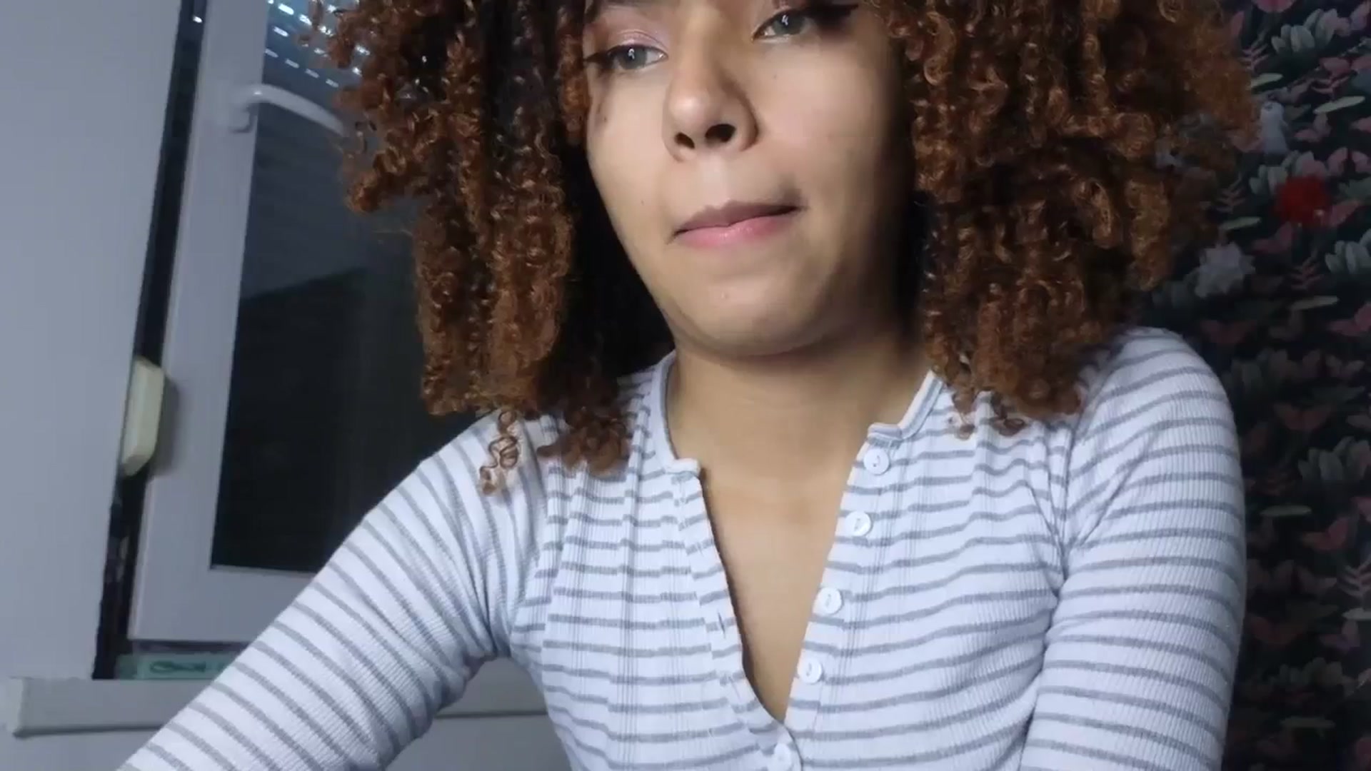 Gallery image thumbnail from Cofewithmilk's myfreecams stream on, 09/01/2023, 14:25 image 2 of 20