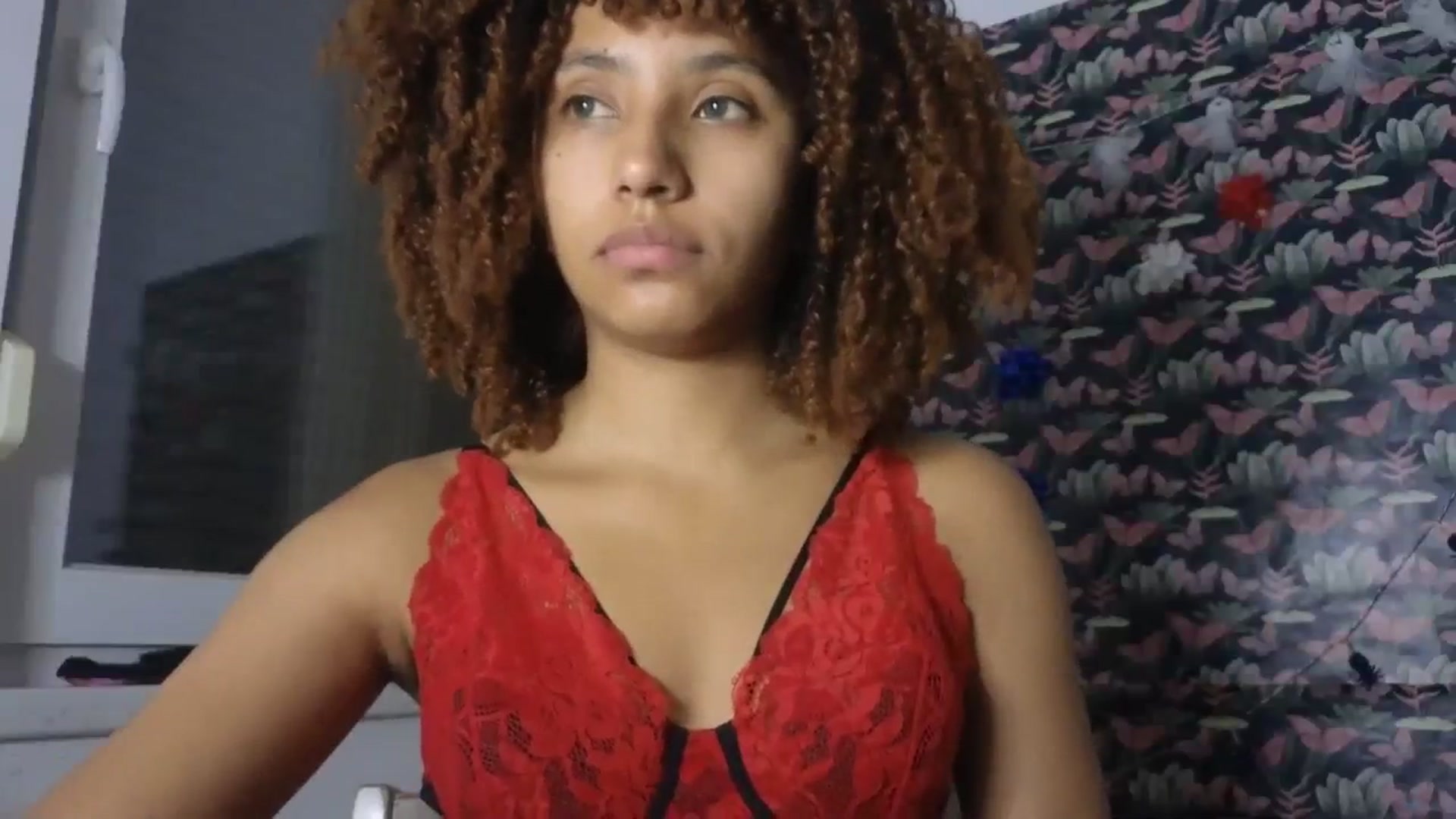 Gallery image thumbnail from Cofewithmilk's myfreecams stream on, 09/17/2023, 01:48 image 13 of 20