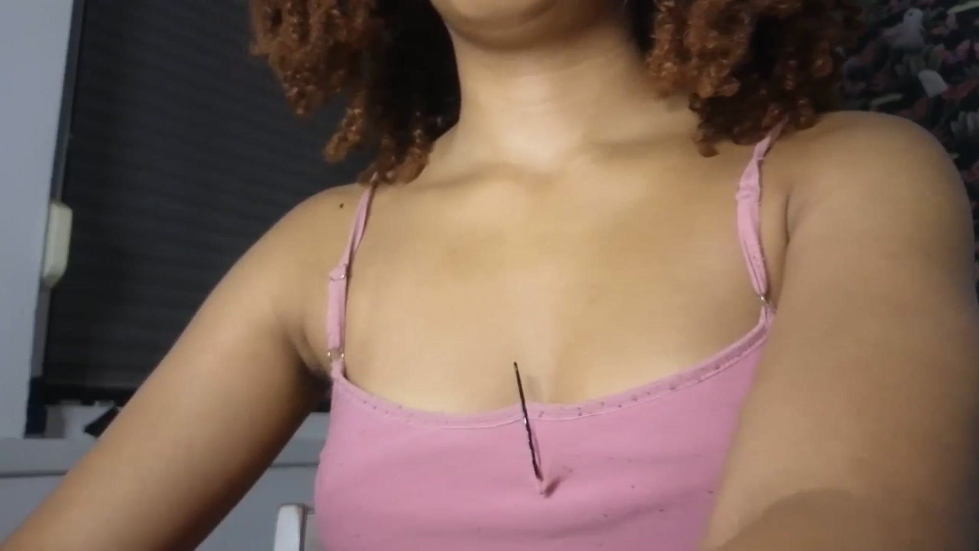 Gallery image thumbnail from Cofewithmilk's myfreecams stream on, 09/19/2023, 09:03 image 17 of 20