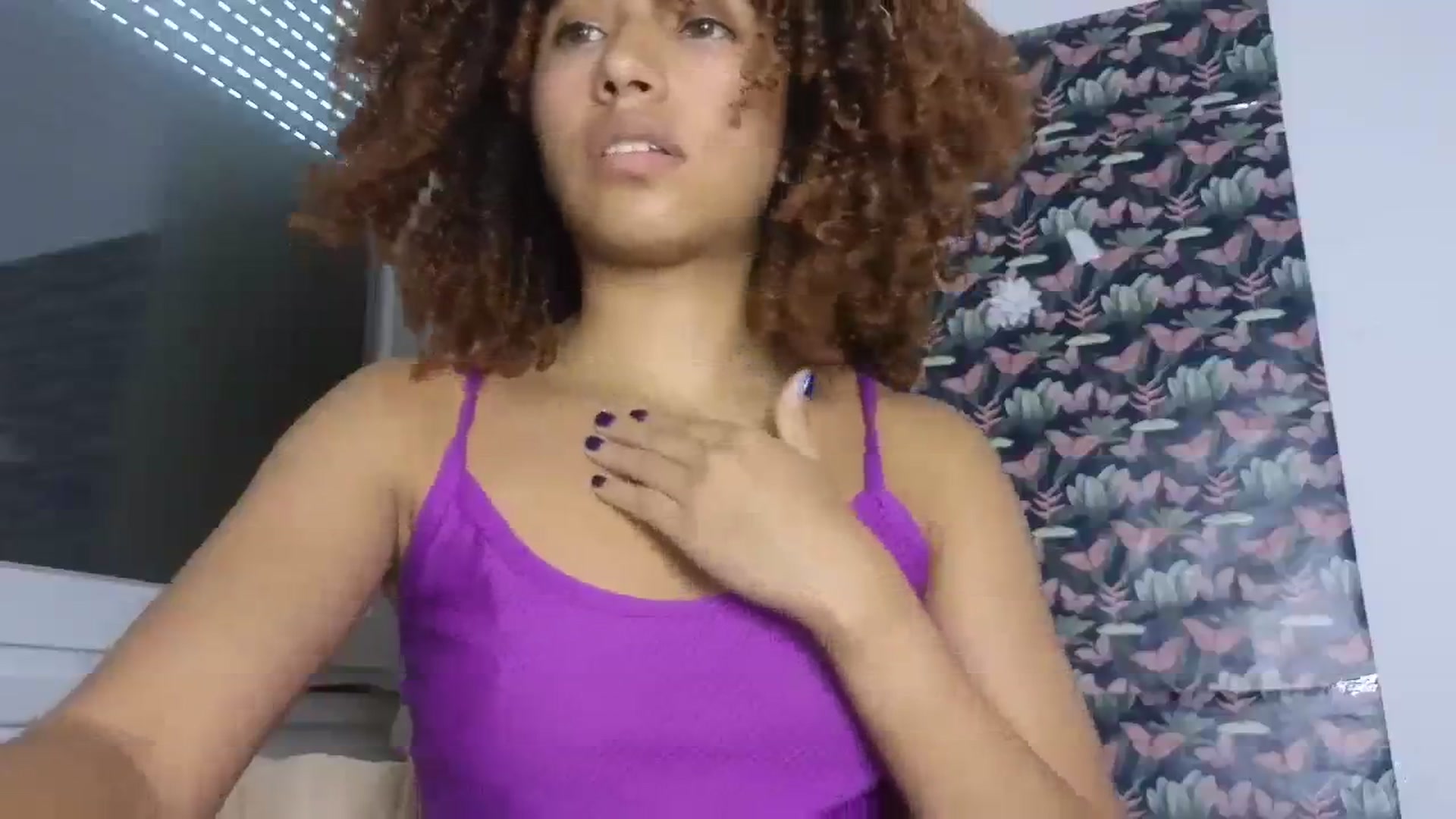 Gallery image thumbnail from Cofewithmilk's myfreecams stream on, 09/20/2023, 14:35 image 11 of 20