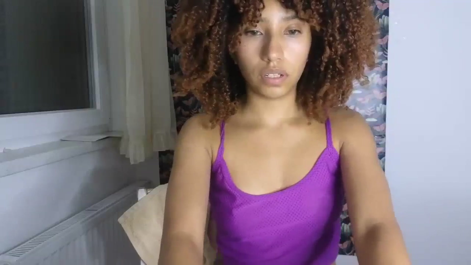 Gallery image thumbnail from Cofewithmilk's myfreecams stream on, 09/20/2023, 14:35 image 12 of 20