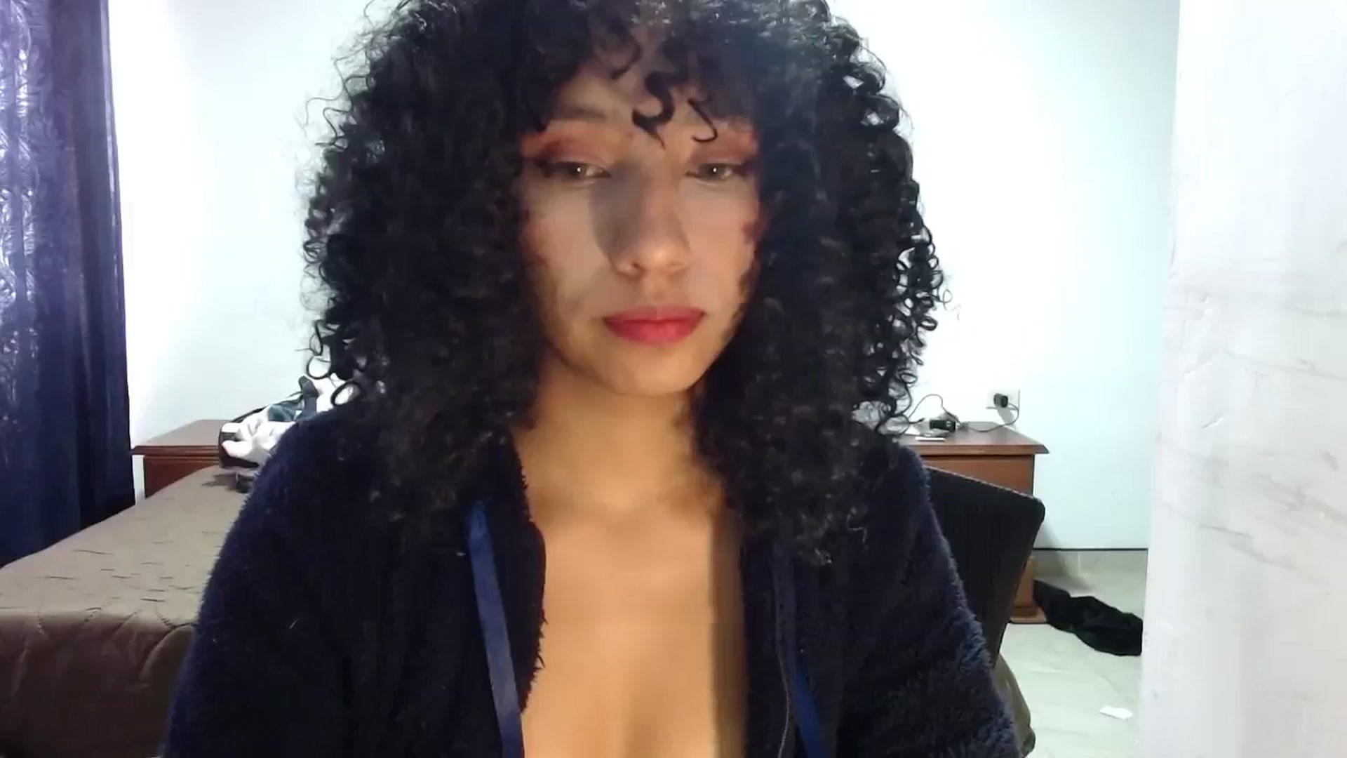 Gallery image thumbnail from Cofewithmilk's myfreecams stream on, 09/24/2023, 13:34 image 7 of 20