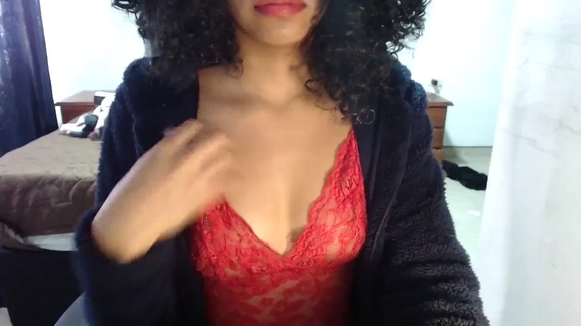 Gallery image thumbnail from Cofewithmilk's myfreecams stream on, 09/24/2023, 14:25 image 13 of 20