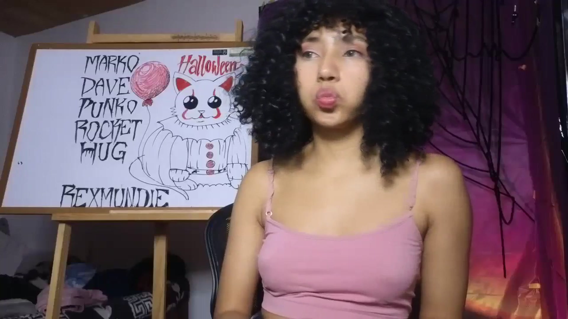 Gallery image thumbnail from Cofewithmilk's myfreecams stream on, 10/10/2023, 07:36 image 2 of 20