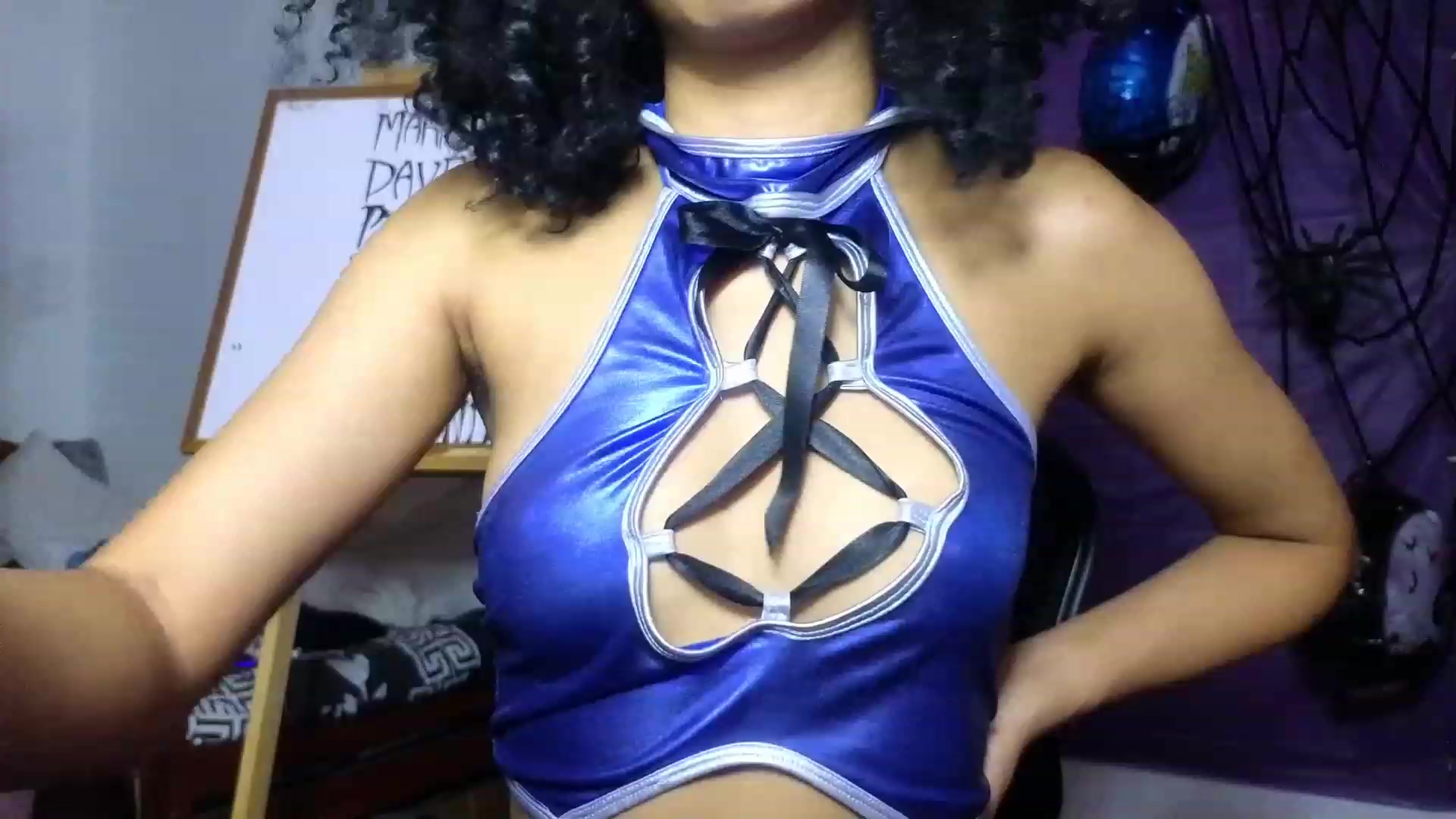 Gallery image thumbnail from Cofewithmilk's myfreecams stream on, 10/31/2023, 08:51 image 19 of 20