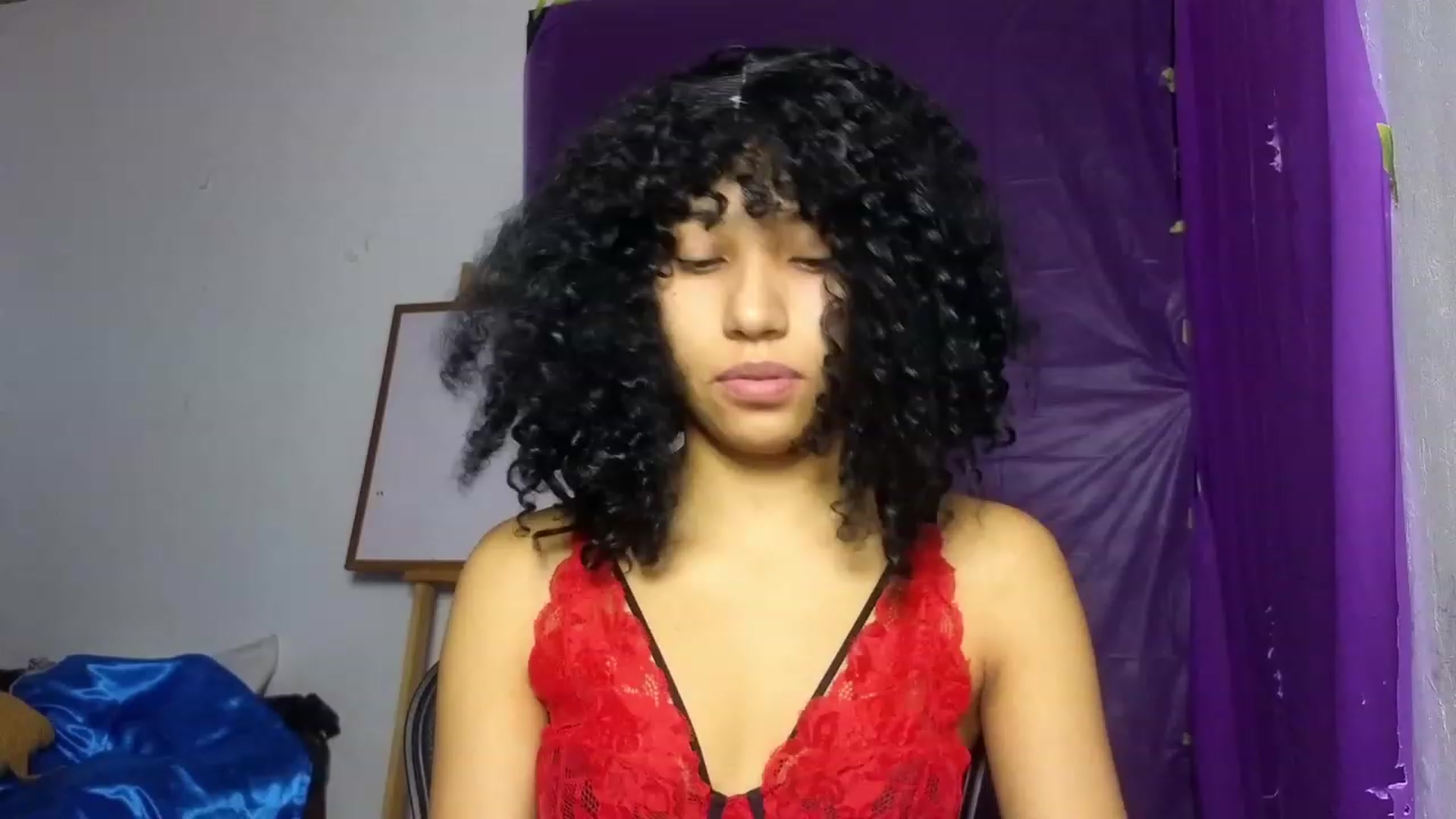 Gallery image thumbnail from Cofewithmilk's myfreecams stream on, 11/18/2023, 17:08 image 17 of 20