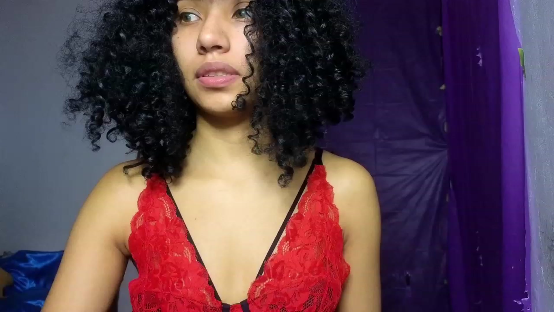Gallery image thumbnail from Cofewithmilk's myfreecams stream on, 11/18/2023, 17:08 image 8 of 20
