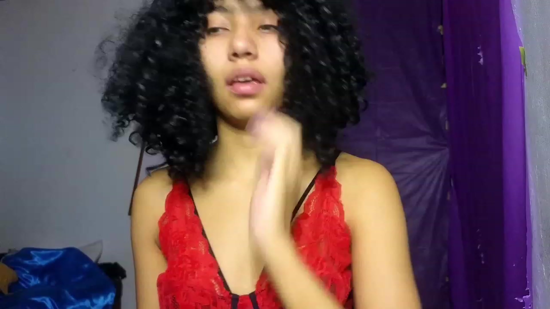 Gallery image thumbnail from Cofewithmilk's myfreecams stream on, 11/18/2023, 17:08 image 12 of 20