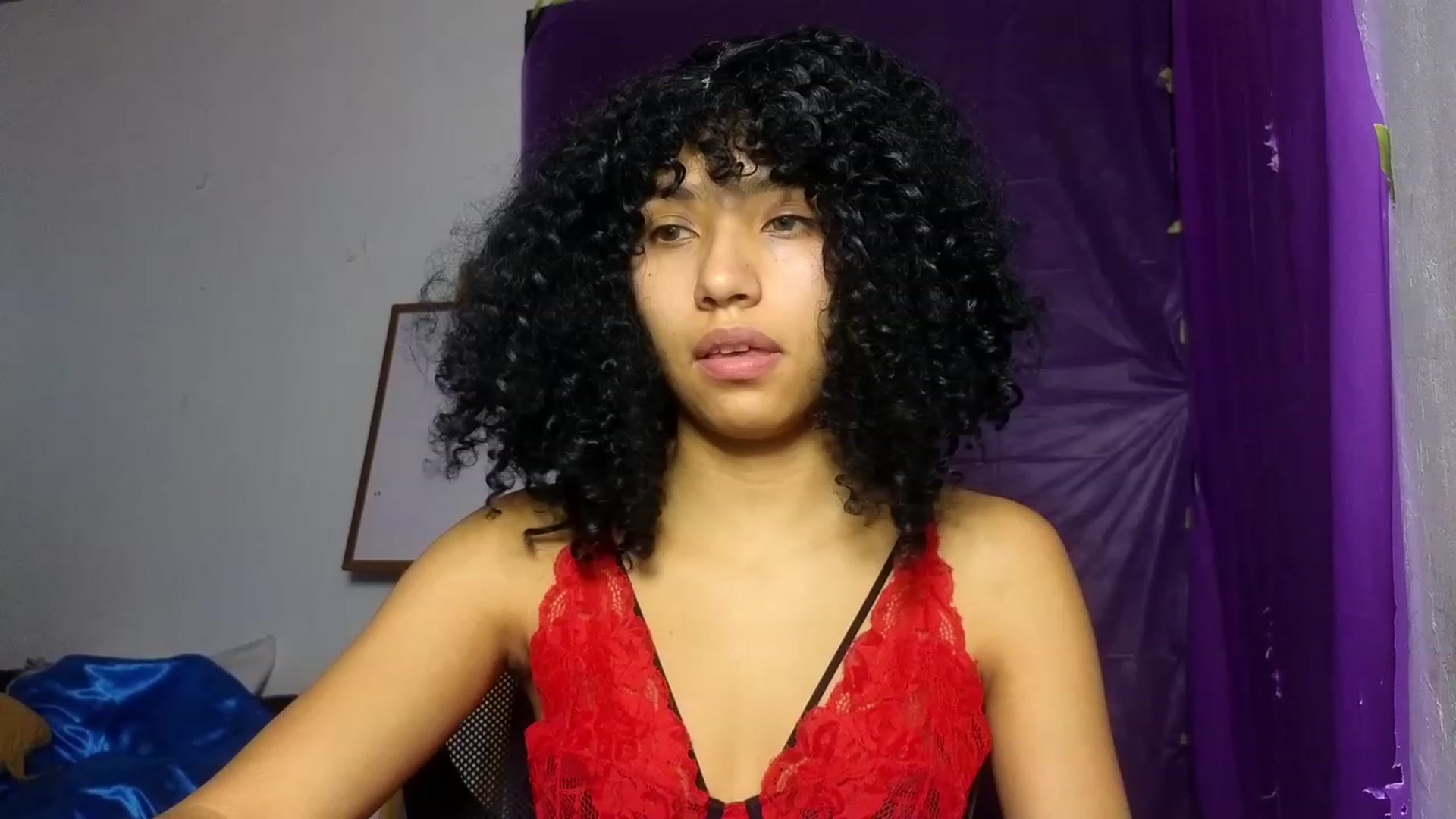Gallery image thumbnail from Cofewithmilk's myfreecams stream on, 11/18/2023, 17:08 image 16 of 20