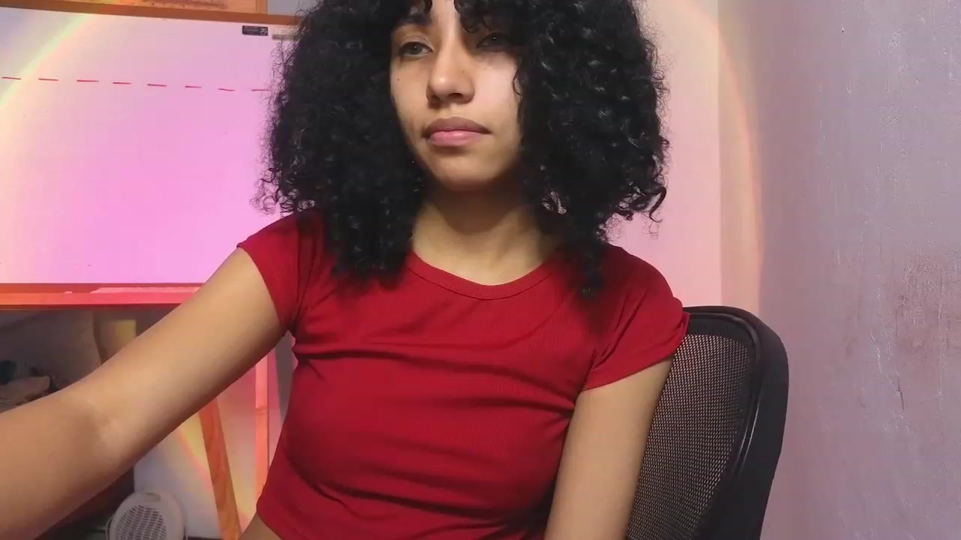 Gallery image thumbnail from Cofewithmilk's myfreecams stream on, 12/10/2023, 22:08 image 16 of 20