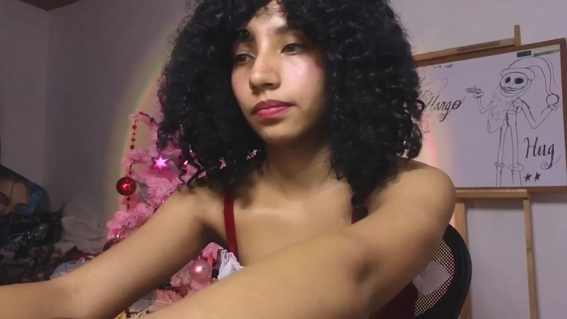 Gallery image thumbnail from Cofewithmilk's myfreecams stream on, 12/25/2023, 24:12 image 11 of 20