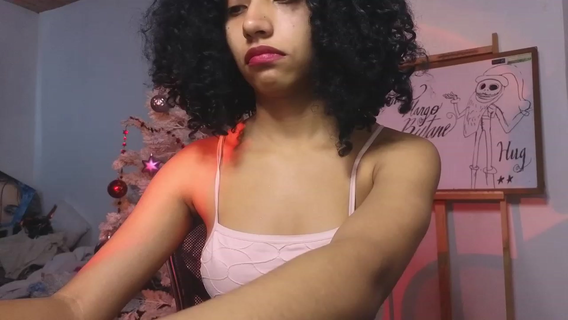 Gallery image thumbnail from Cofewithmilk's myfreecams stream on, 12/27/2023, 16:33 image 7 of 20