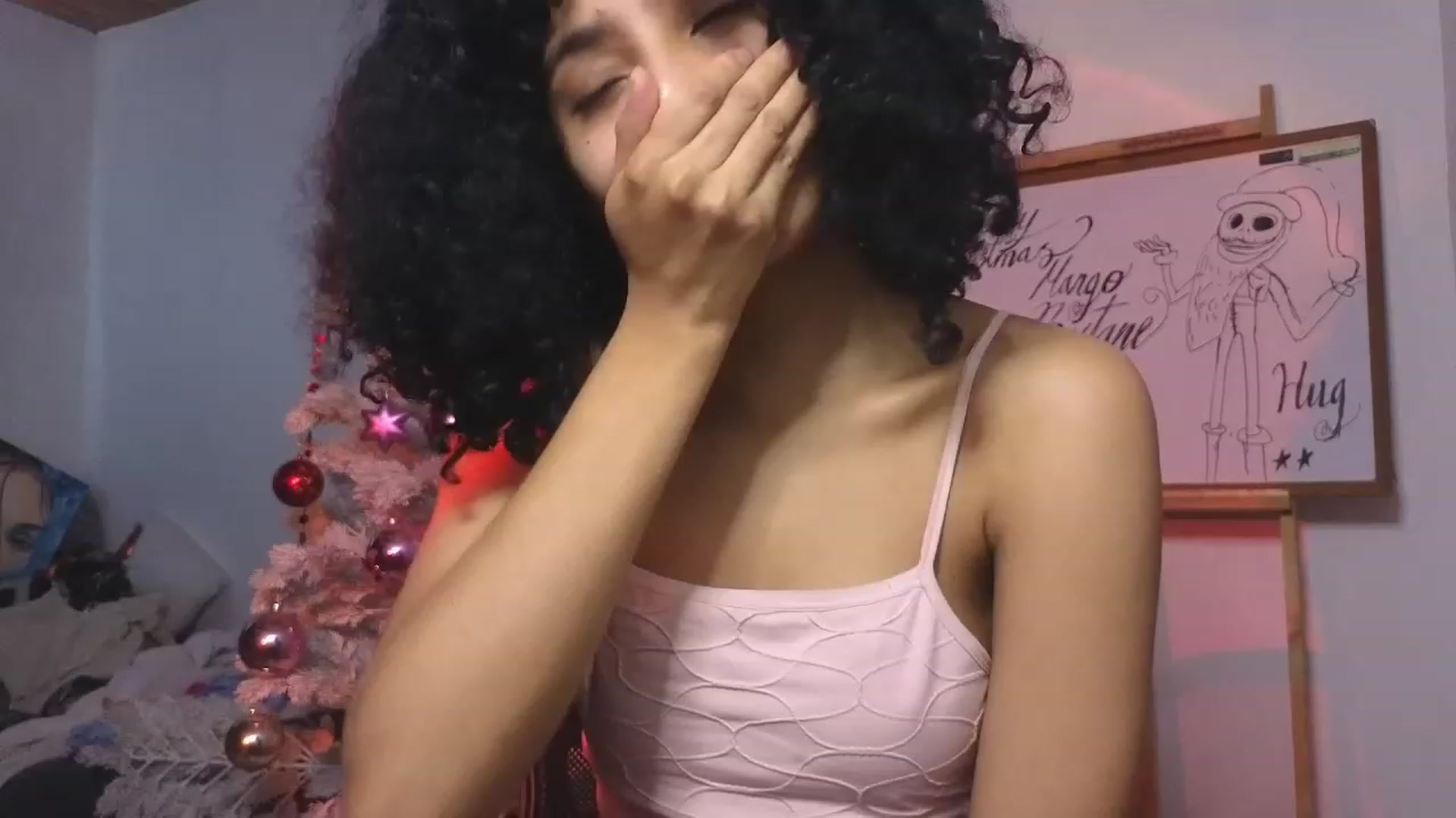 Gallery image thumbnail from Cofewithmilk's myfreecams stream on, 12/27/2023, 16:33 image 15 of 20