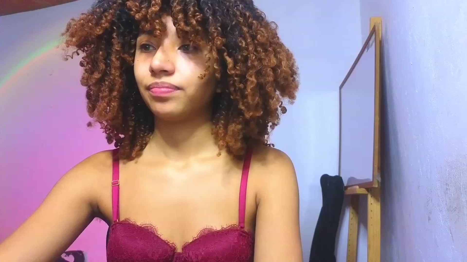 Gallery image thumbnail from Cofewithmilk's myfreecams stream on, 01/25/2024, 19:29 image 15 of 20