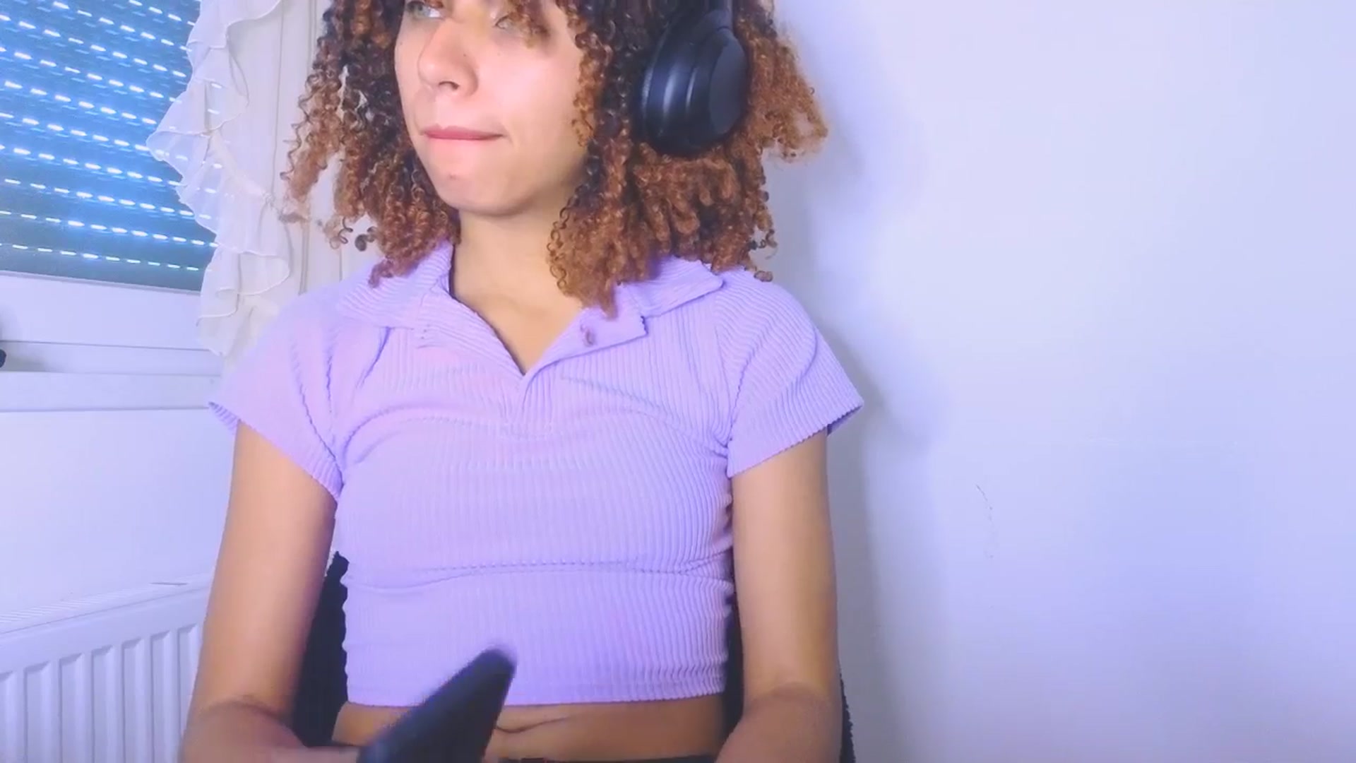 Gallery image thumbnail from Cofewithmilk's myfreecams stream on, 04/26/2024, 15:02 image 10 of 20