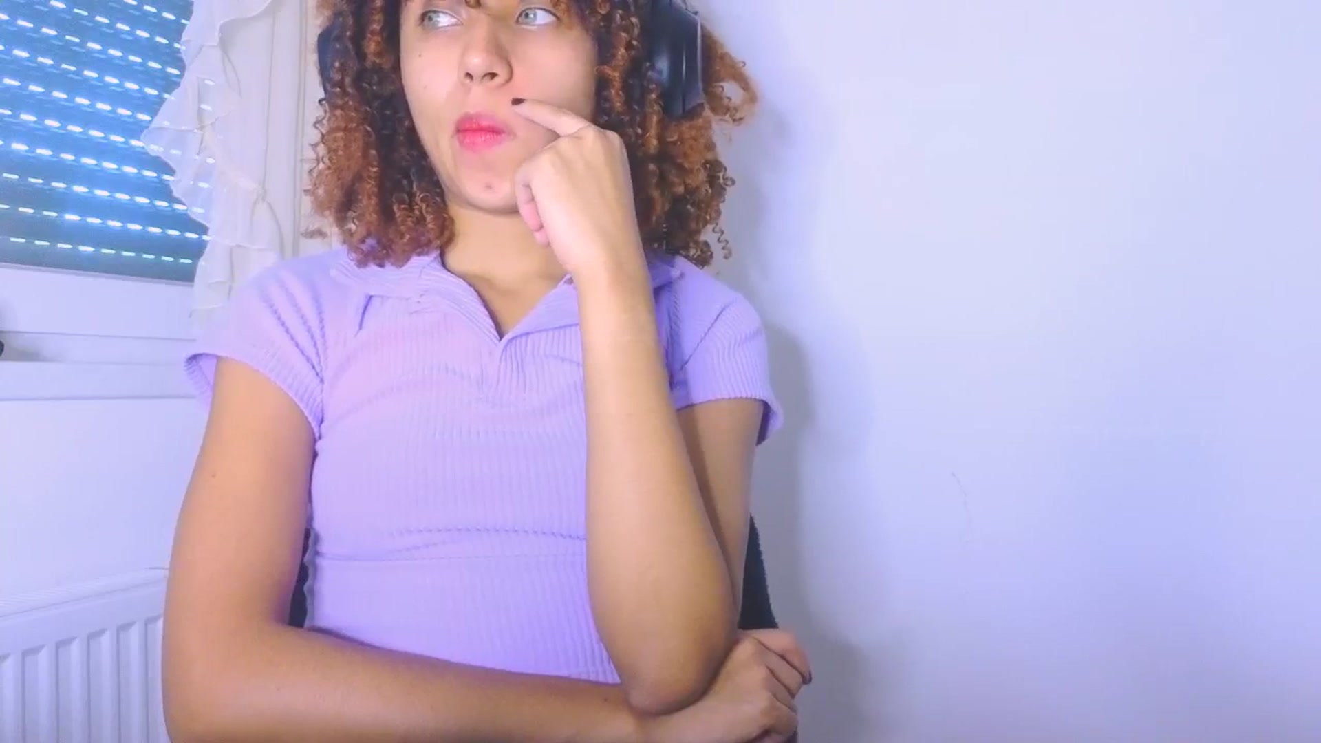 Gallery image thumbnail from Cofewithmilk's myfreecams stream on, 04/26/2024, 15:02 image 9 of 20