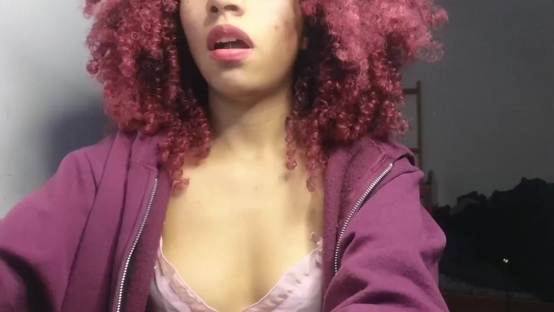 Gallery image thumbnail from Cofewithmilk's myfreecams stream on, 12/03/2024, 07:31 image 12 of 20