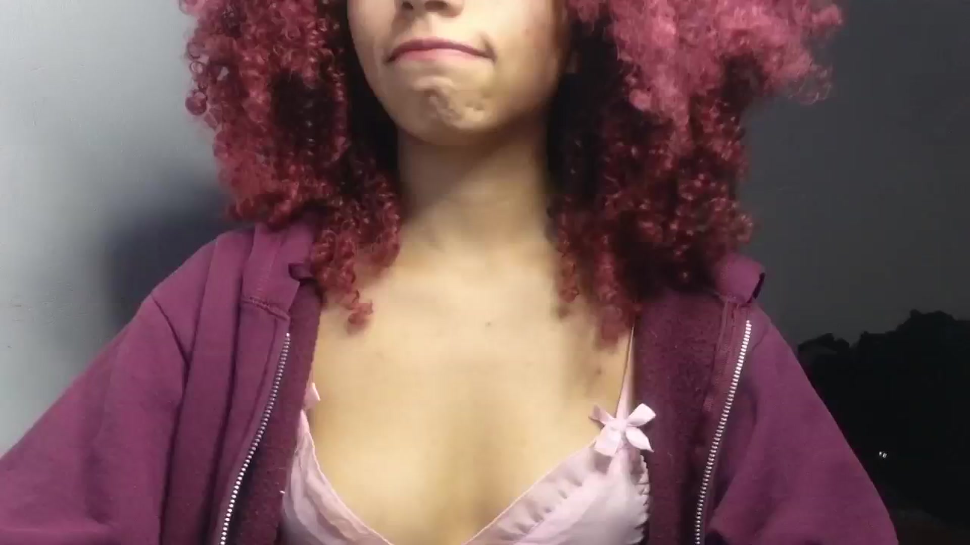 Gallery image thumbnail from Cofewithmilk's myfreecams stream on, 12/03/2024, 07:31 image 14 of 20