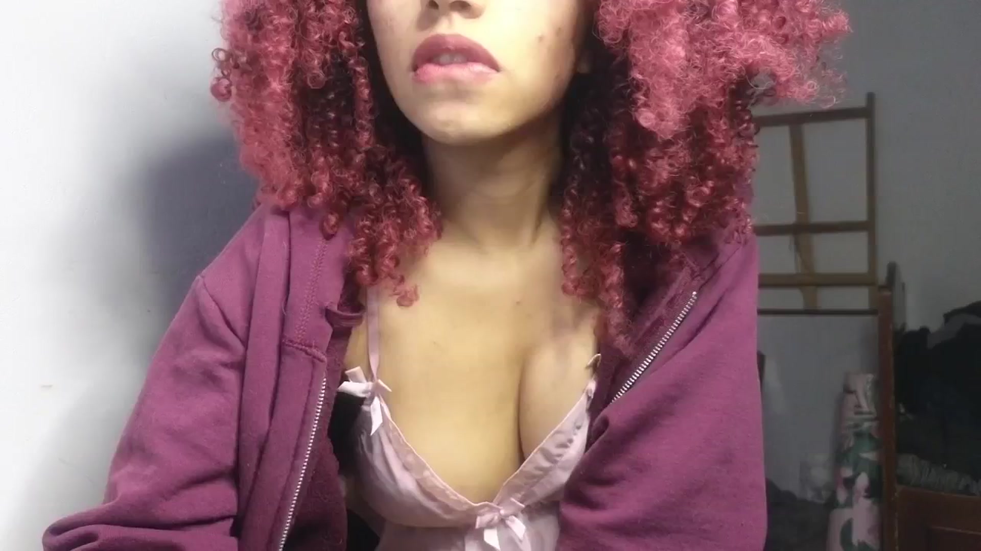 Gallery image thumbnail from Cofewithmilk's myfreecams stream on, 12/03/2024, 07:57 image 17 of 20