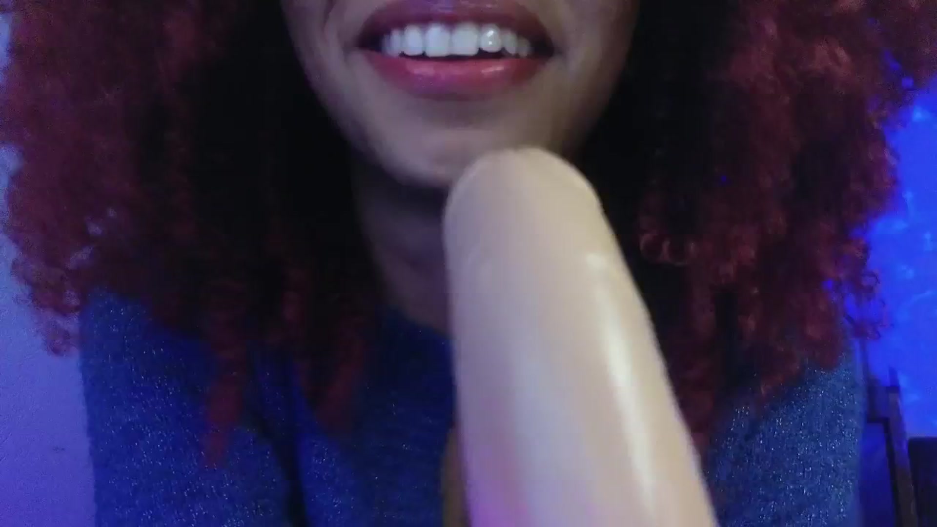 Gallery image thumbnail from Cofewithmilk's myfreecams stream on, 12/21/2024, 09:13 image 16 of 20