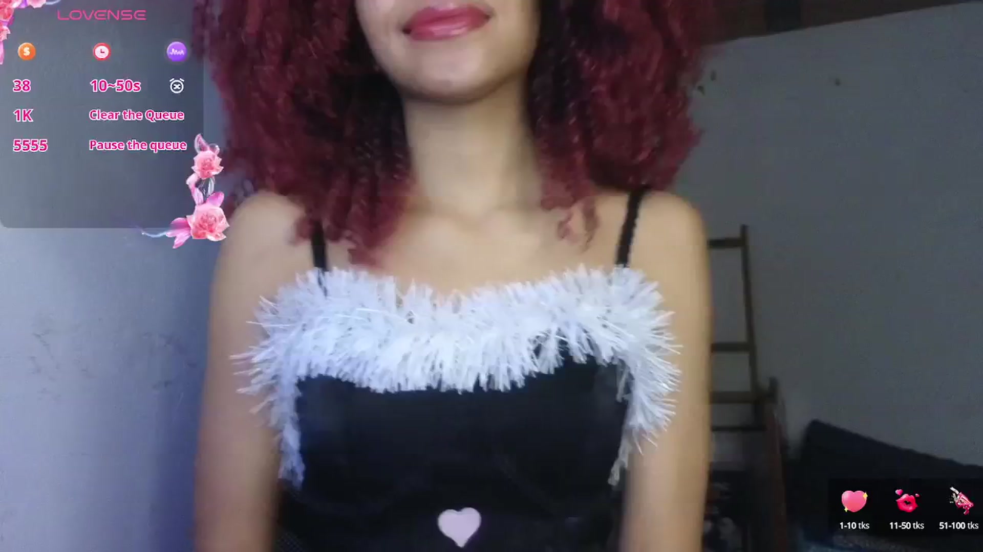 Gallery image thumbnail from Cofewithmilk's myfreecams stream on, 12/25/2024, 09:35 image 9 of 20