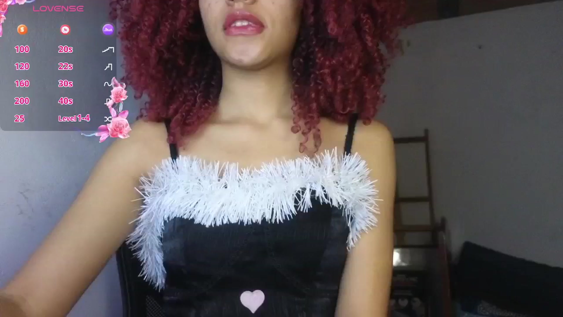 Gallery image thumbnail from Cofewithmilk's myfreecams stream on, 12/25/2024, 09:35 image 11 of 20
