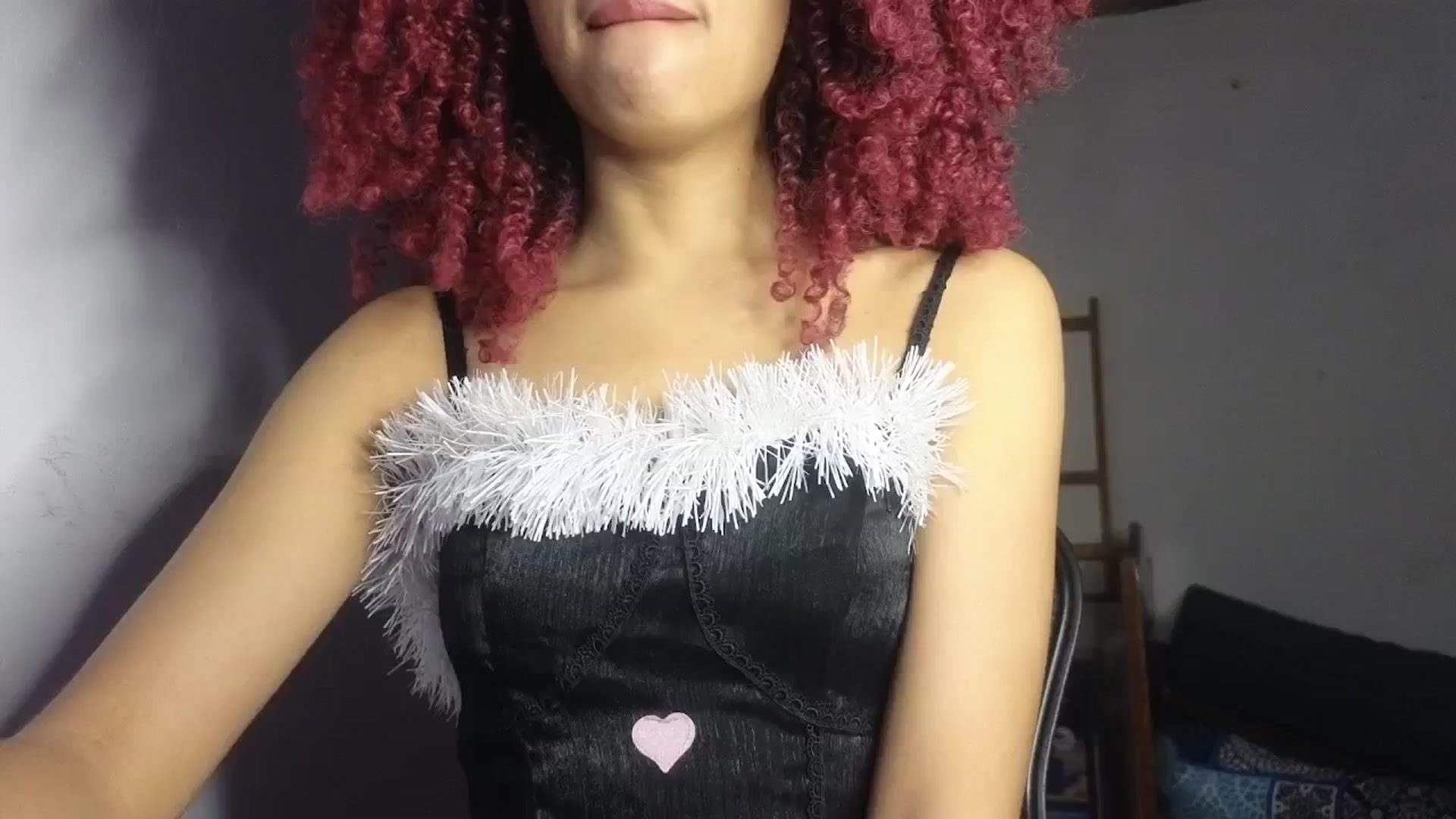 Gallery image thumbnail from Cofewithmilk's myfreecams stream on, 12/25/2024, 09:35 image 1 of 20