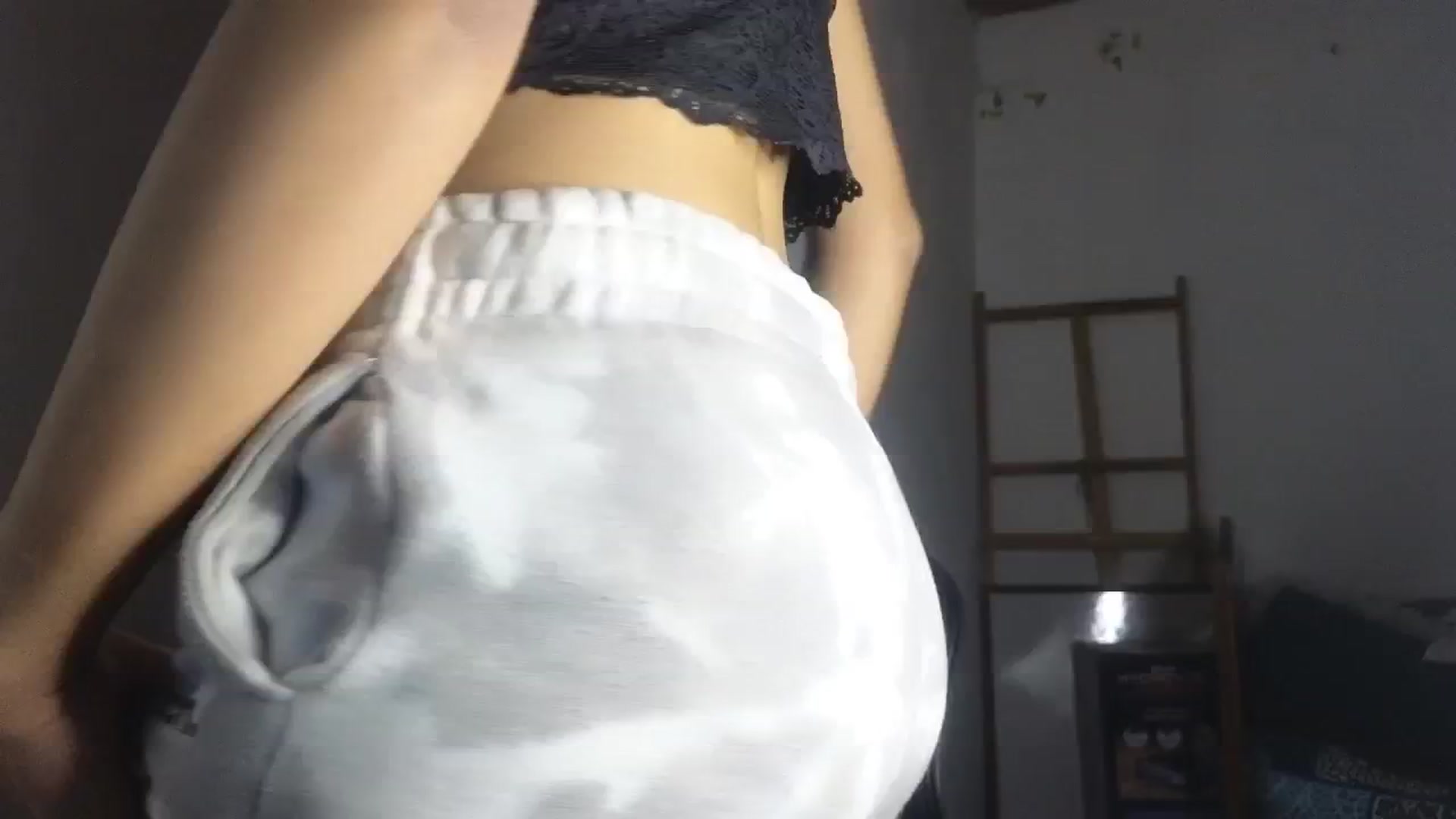 Gallery image thumbnail from Cofewithmilk's myfreecams stream on, 01/18/2025, 07:35 image 1 of 20